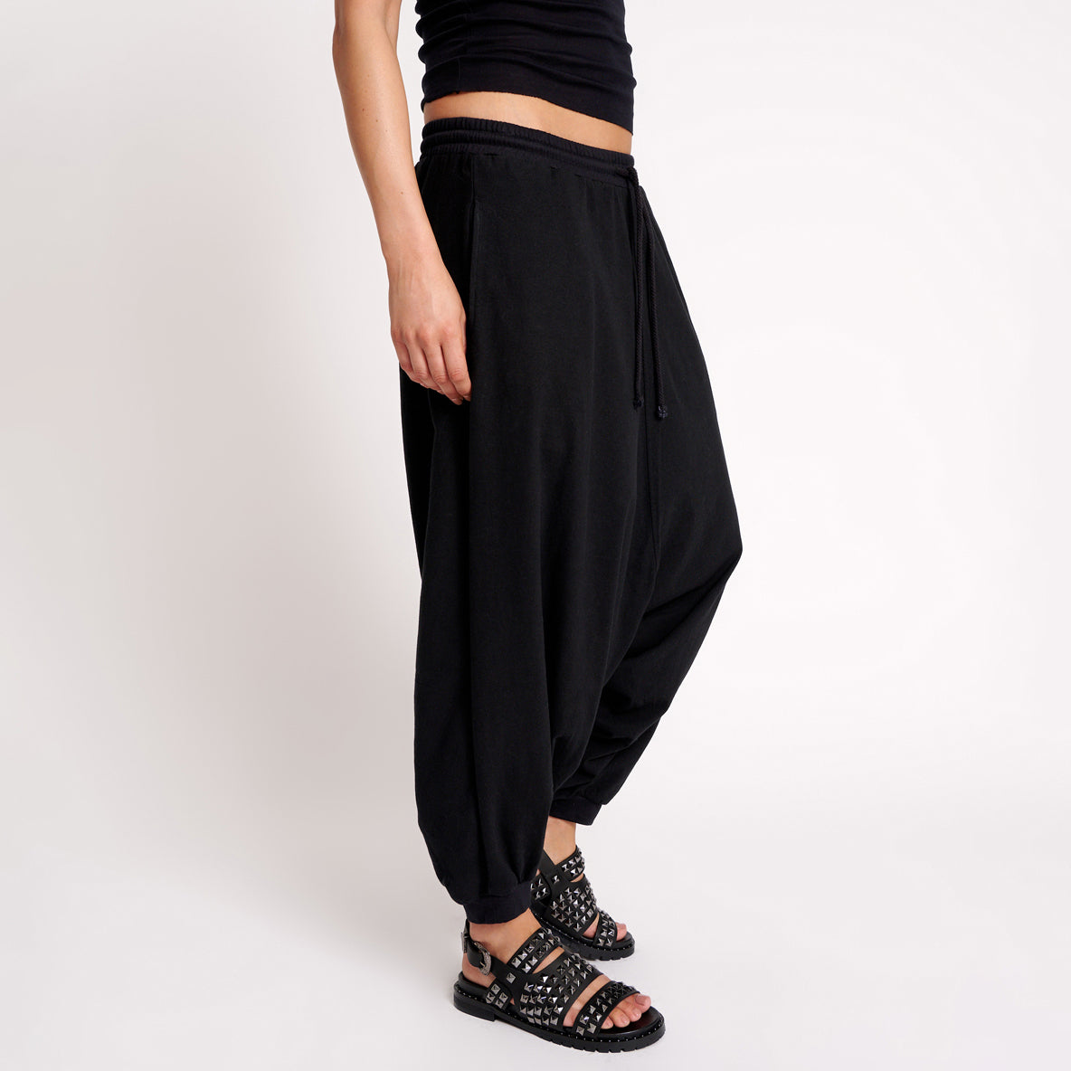 24763B | OTS DYNAMIC HAREM PANT | Color:Black【ONE TEASPOON_ワンティースプーン】