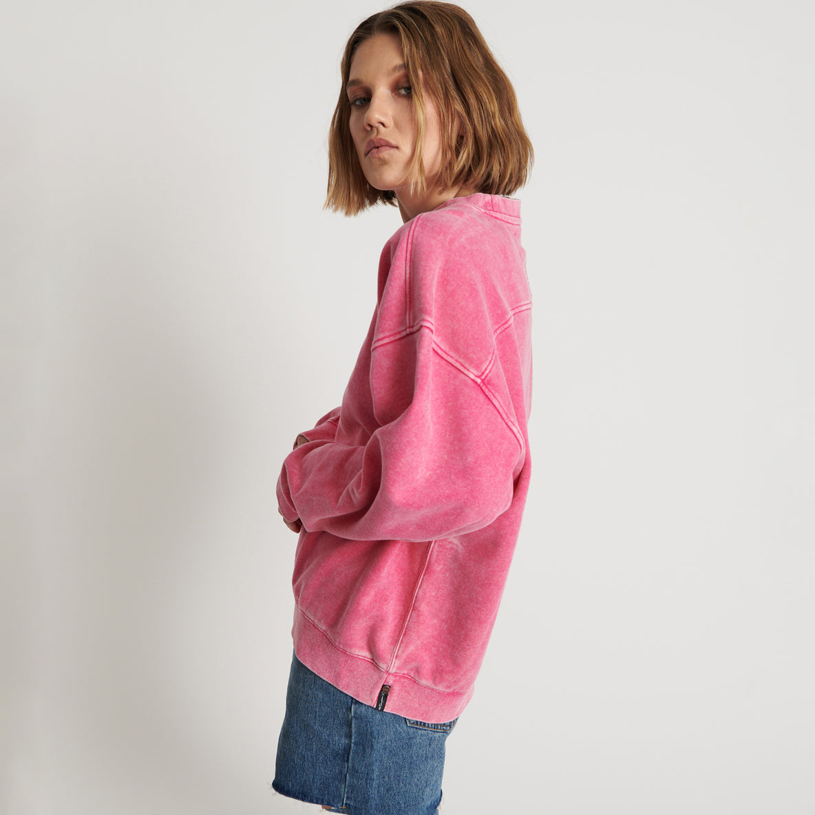 No:26030B | Name:PINK BOWER BIRD RETRO SWEATER | Color:Pink【ONE TEASPOON_ワンティースプーン】