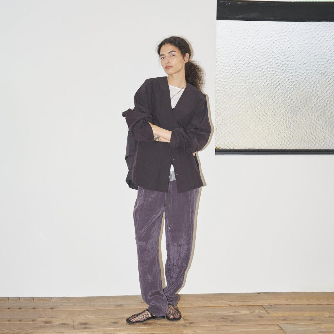 ノーカラーシャツブルゾン – Black | ANGELINA