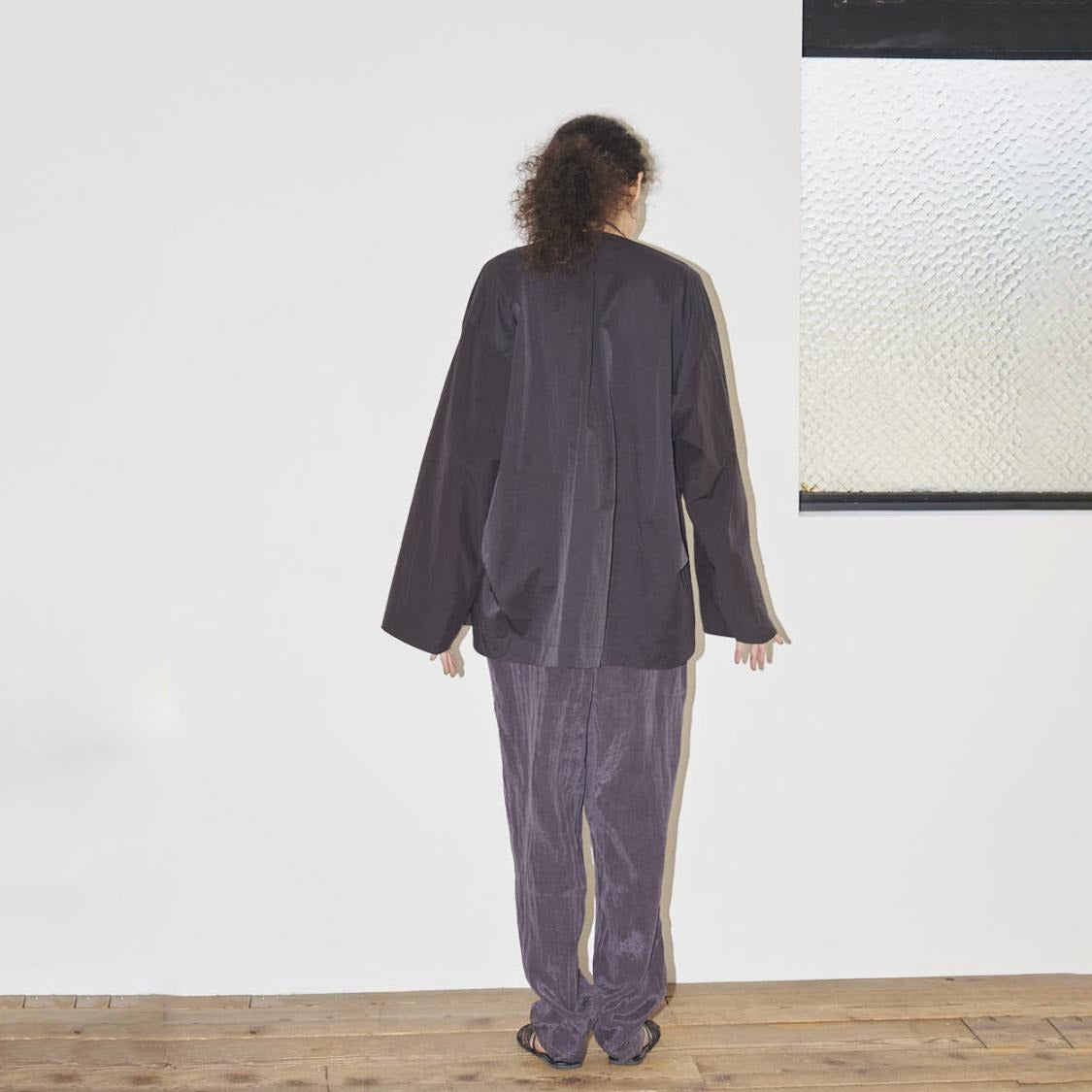 ノーカラーシャツブルゾン – Black | ANGELINA