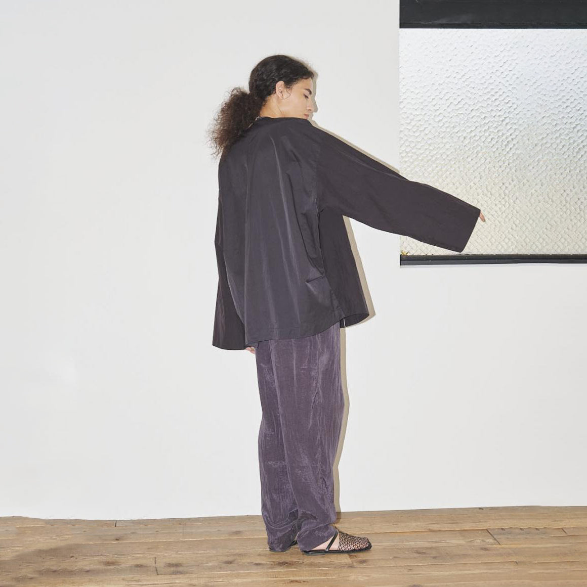 ノーカラーシャツブルゾン – Black | ANGELINA