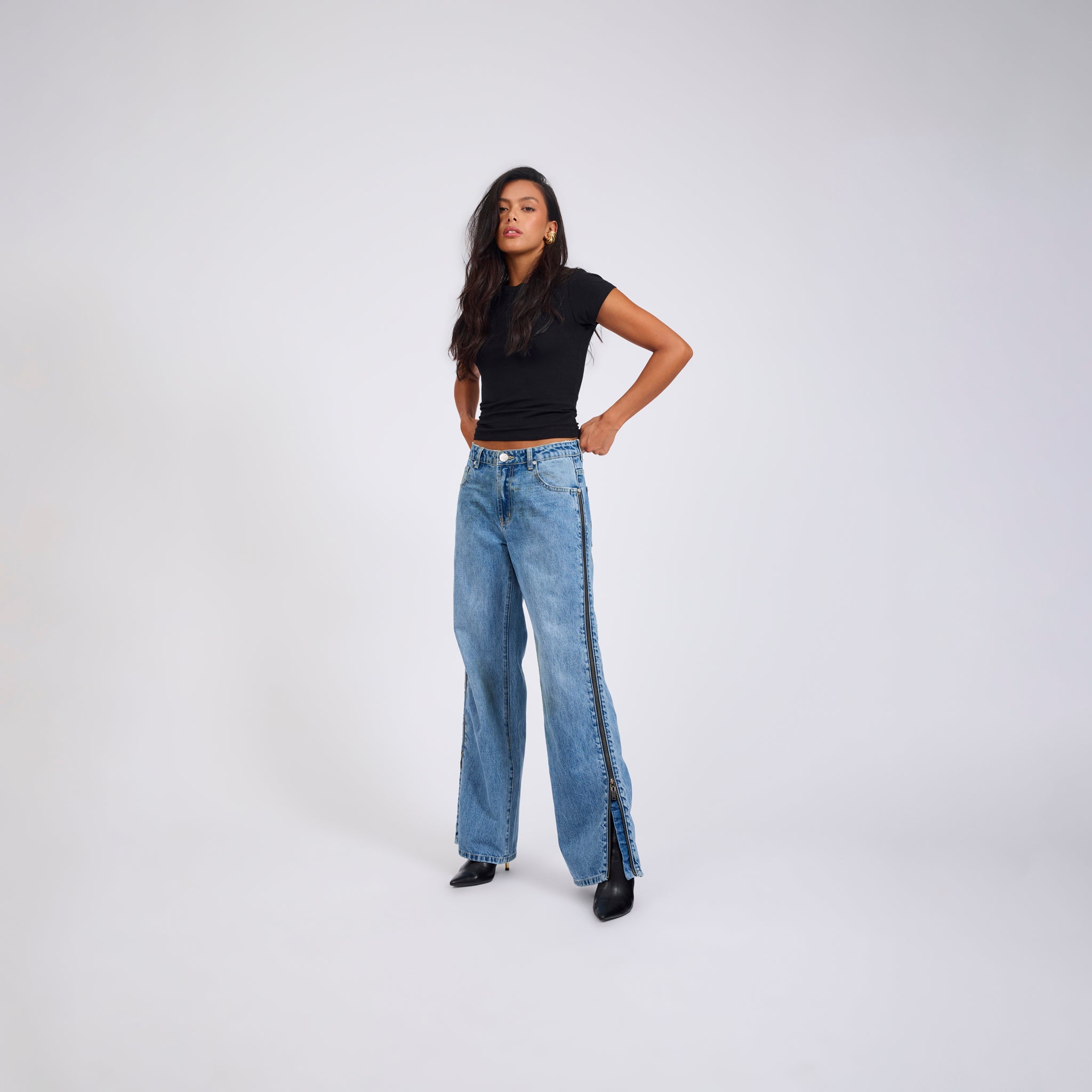 LOW RIDERS LOW WAIST WIDE LEG ZIPPED DENIM JEANS | Color_Pretty Blue | No_27302_Pretty Blue【ONE TEASPOON_ワンティースプーン】