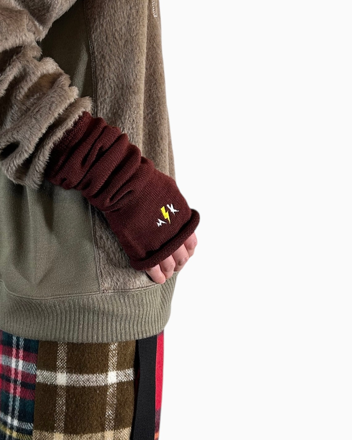 HANDSHAKE | Color_Win | No_mk26a-a-26_win【MASTERKEY_マスターキー】