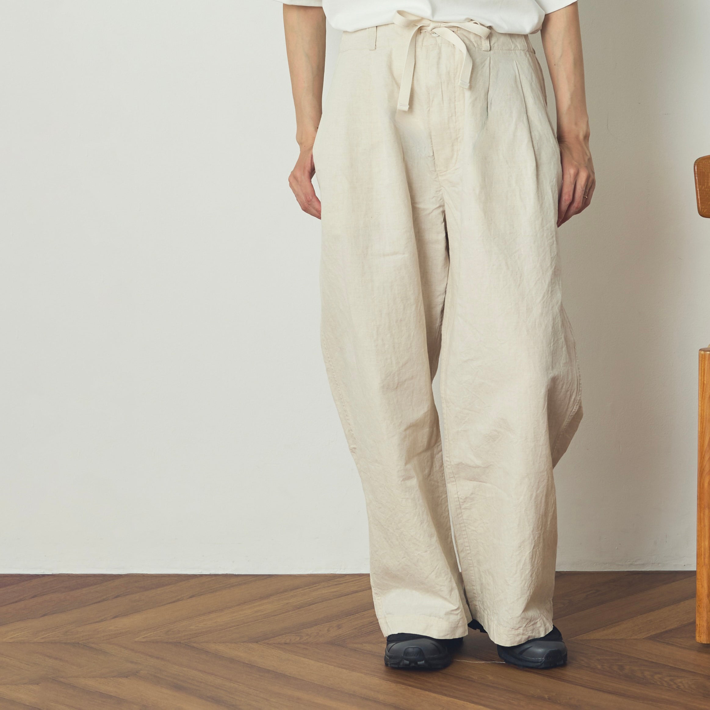 BAGS EASY WIDE PANTS-CHAMBRAY | Color_Ecru | No_BE-02_Ecru【CATTA_カッタ】【入荷予定アイテム・入荷連絡可能】