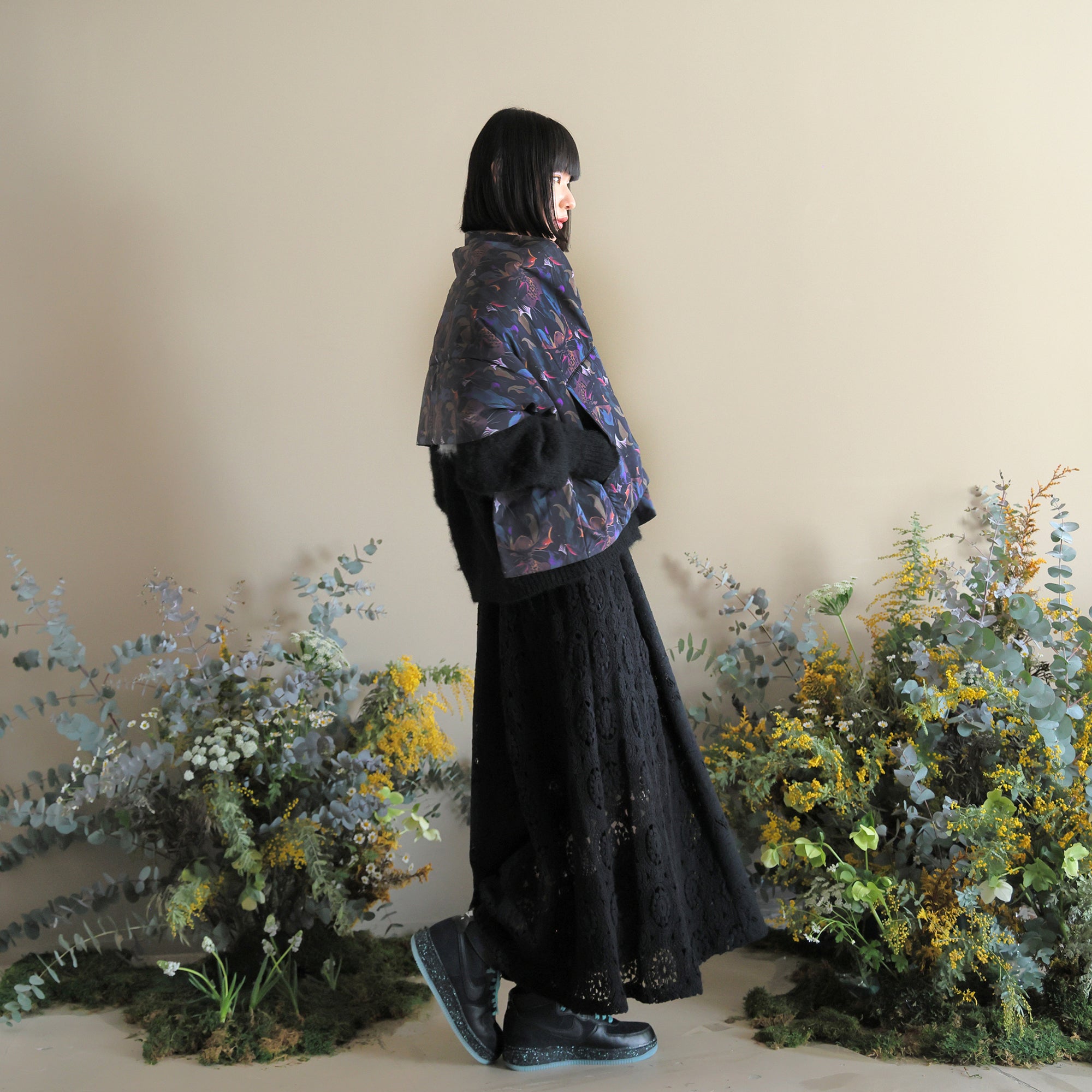 BSD24AW-02_BLACK | Flower Down Stole | Color:Black【BEDSIDEDRAMA_ベッドサイドドラマ】