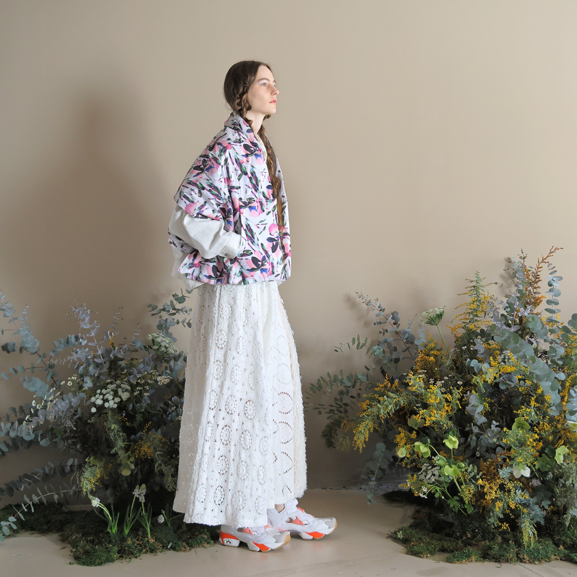 BSD24AW-02_WHITE | Flower Down Stole | Color:White【BEDSIDEDRAMA_ベッドサイドドラマ】