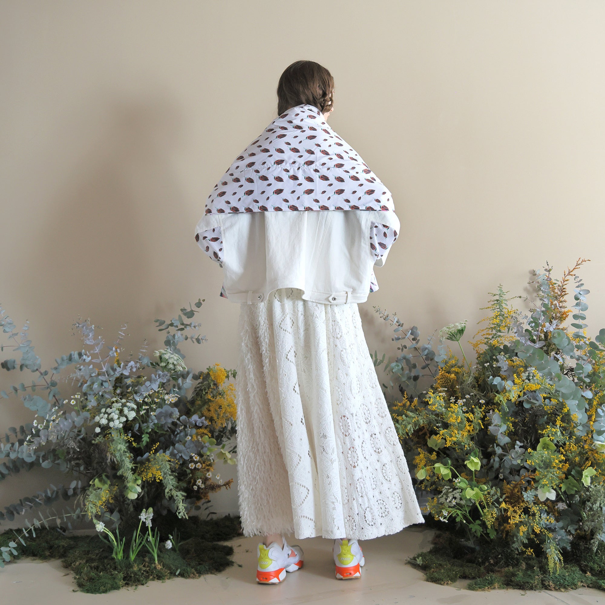 BSD24AW-02_WHITE | Flower Down Stole | Color:White【BEDSIDEDRAMA_ベッドサイドドラマ】