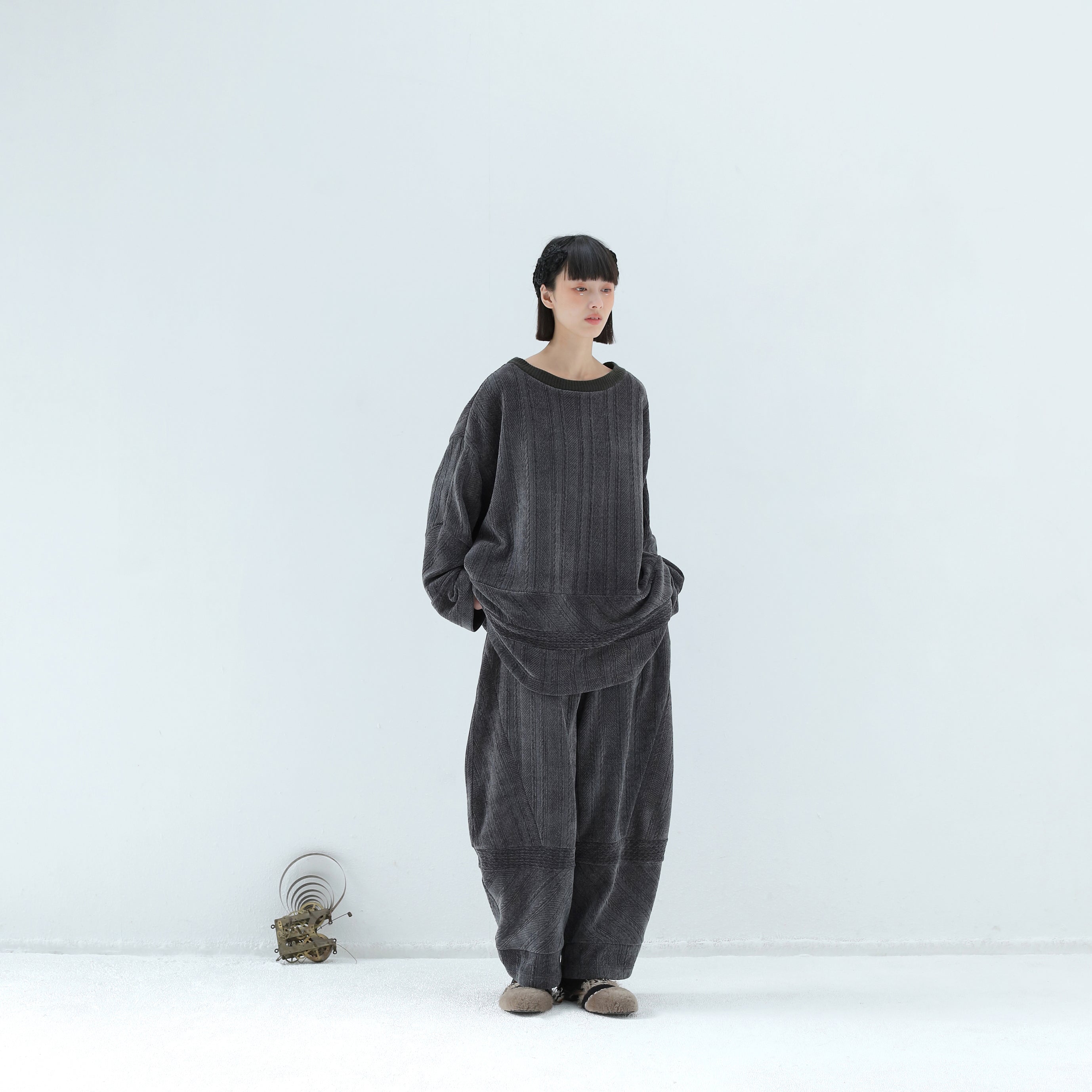 Pattern Switch Pullover | Color_Charcoal | No_bsd25aw-17_charcoal【BEDSIDEDRAMA_ベッドサイドドラマ】