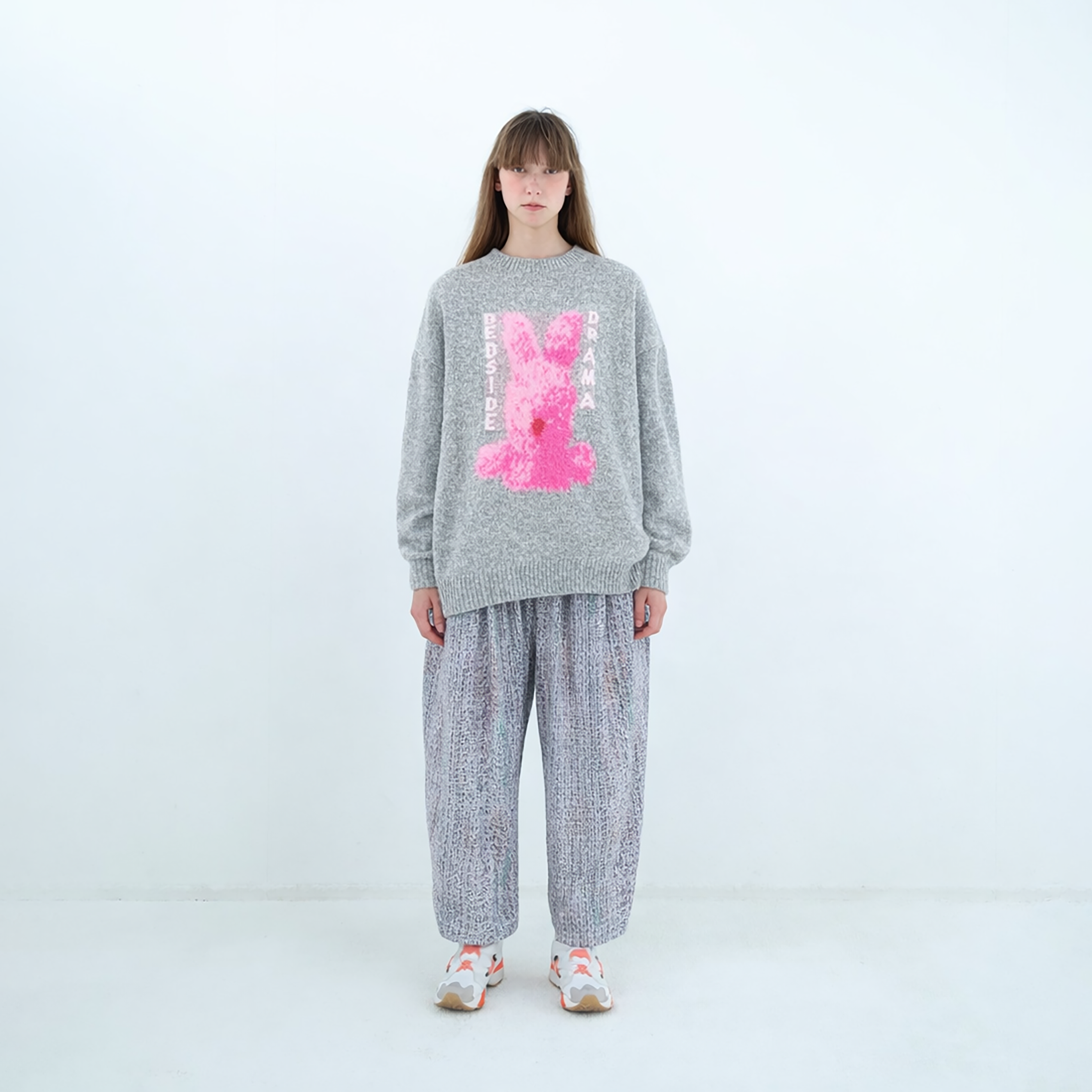 Pink Rabbit Wide Knit Sweater – Grey | BEDSIDEDRAMA | 入荷予定アイテム