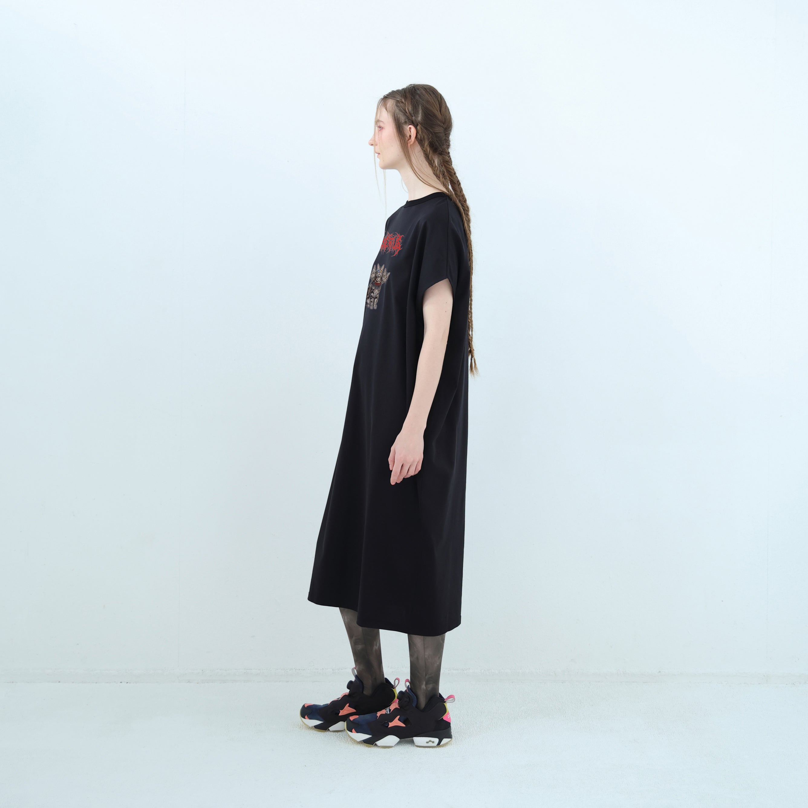 CATBERUS Dress Tee – Black | BEDSIDEDRAMA | 入荷予定アイテム