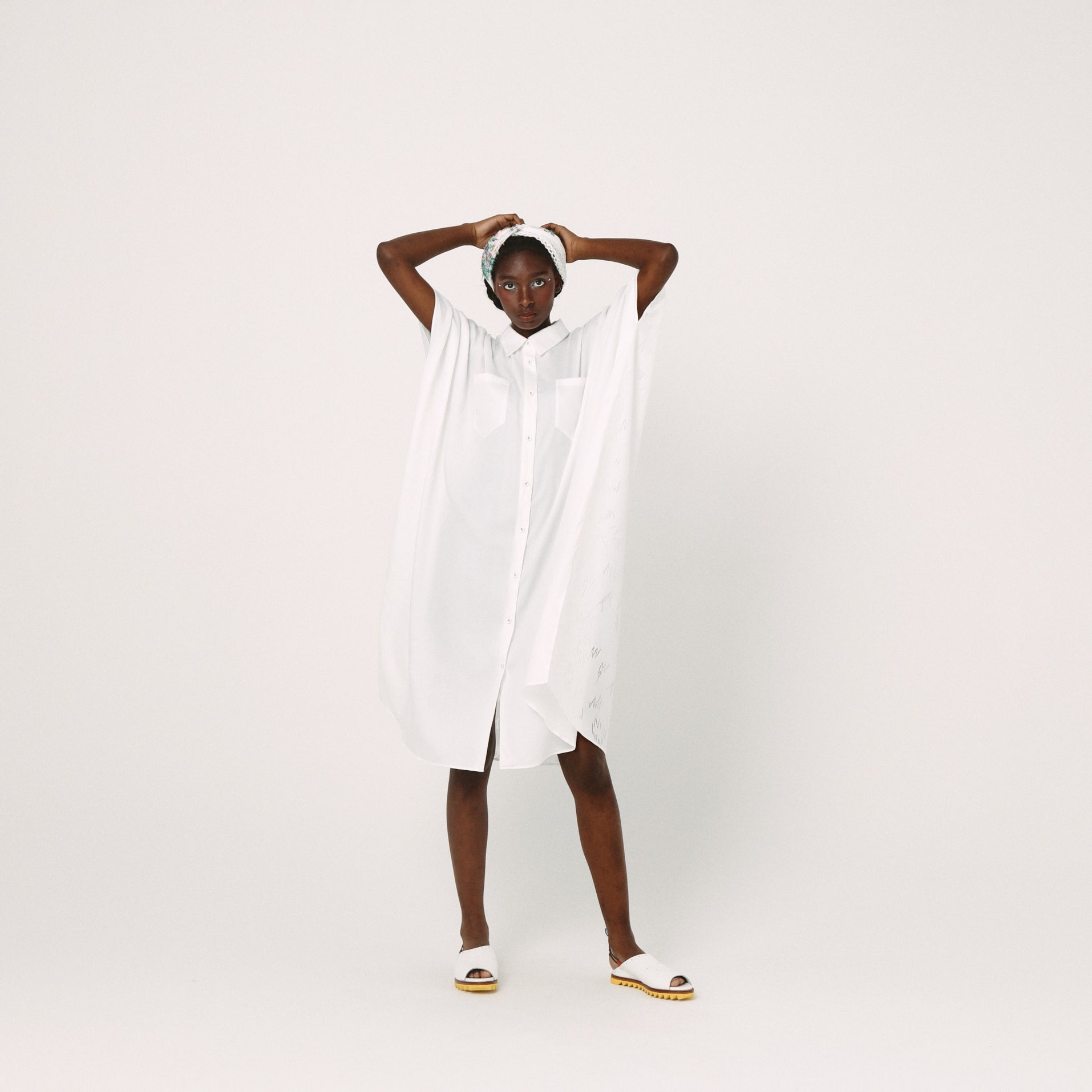 Dancing Lace poncho shirt | Color_White | No_BSD26SS-10_White【BEDSIDEDRAMA_ベッドサイドドラマ】【入荷予定アイテム・入荷連絡可能】