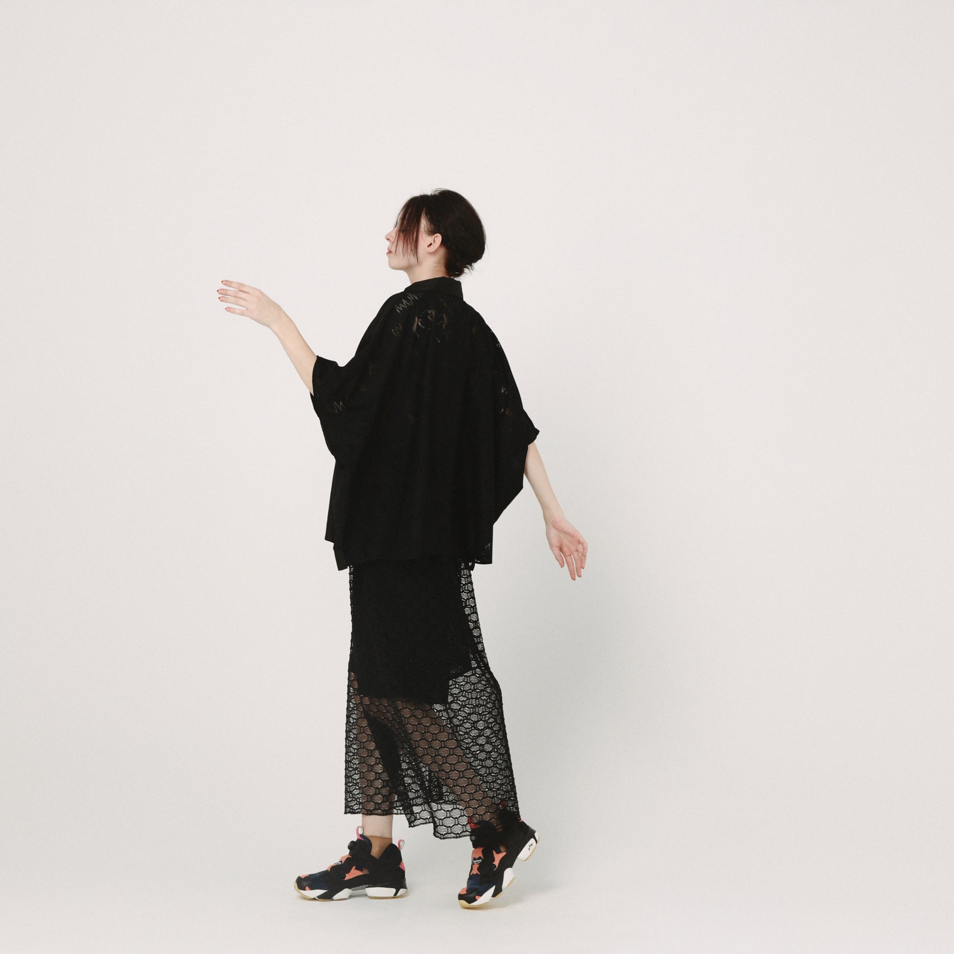 Dancing Lace poncho shirt | Color_Black | No_BSD26SS-10_Black【BEDSIDEDRAMA_ベッドサイドドラマ】【入荷予定アイテム・入荷連絡可能】
