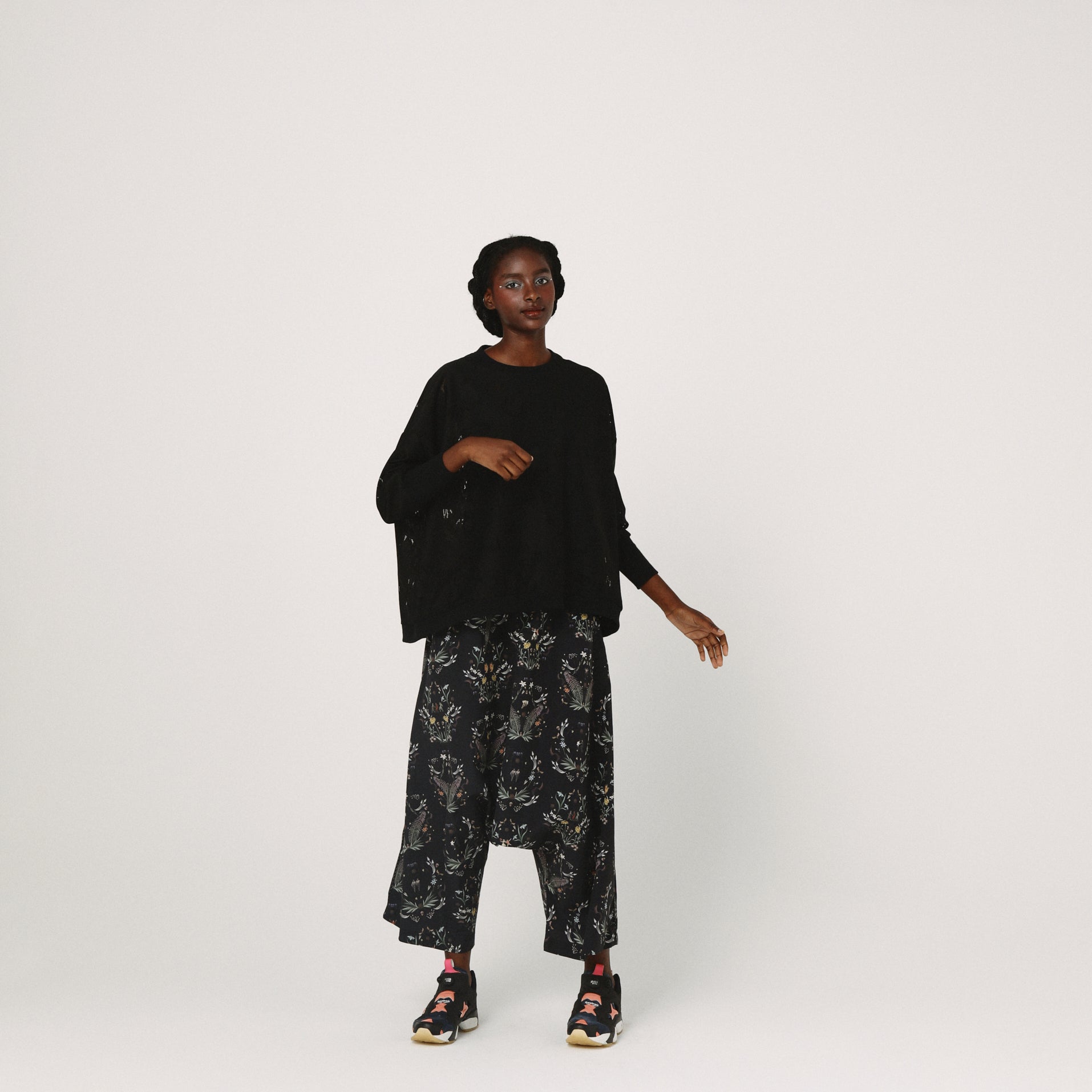 Dancing Lace Pullover | Color_Black | No_BSD26SS-11_Black【BEDSIDEDRAMA_ベッドサイドドラマ】【入荷予定アイテム・入荷連絡可能】