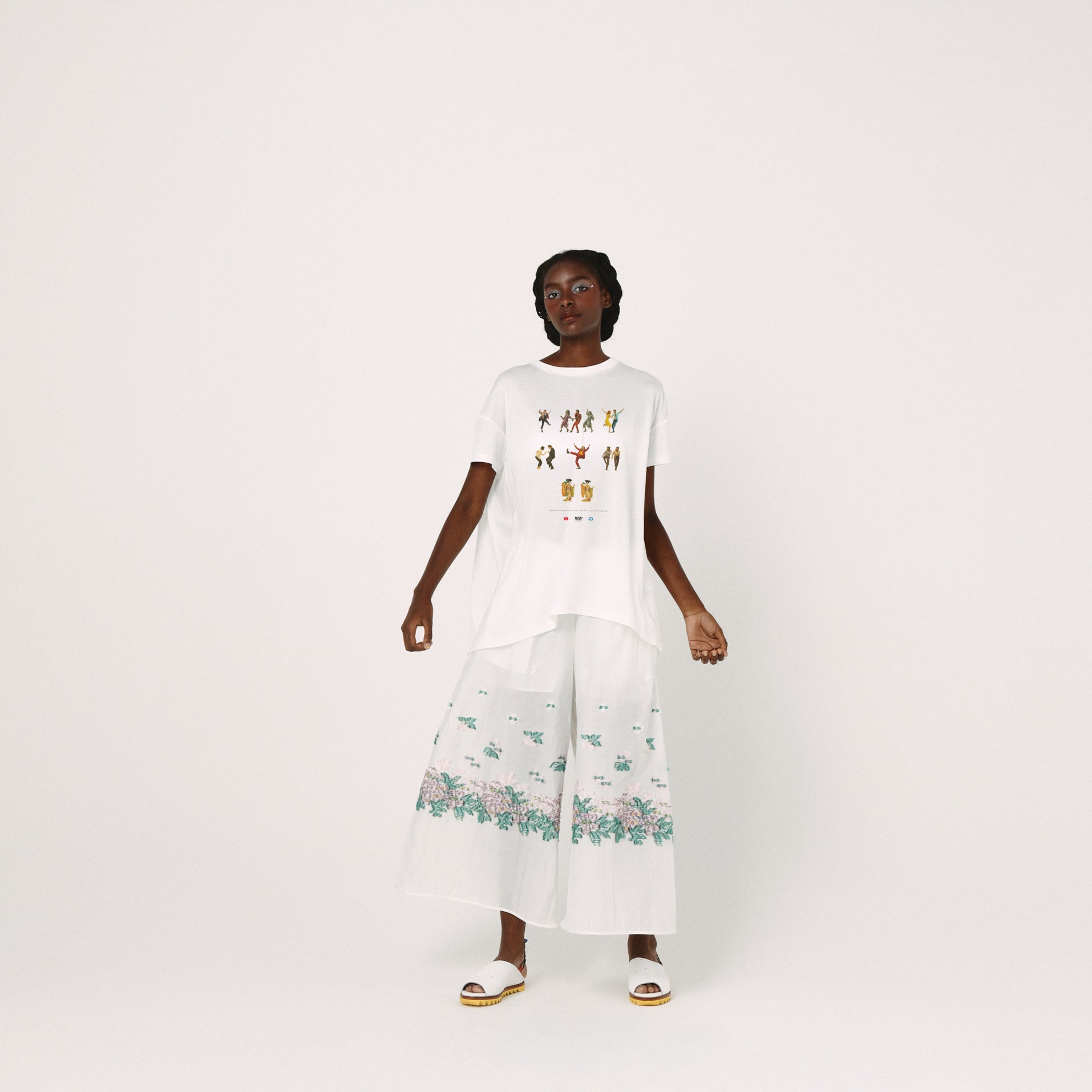 OMNIDANCE Flare T-Shirt– White | BEDSIDEDRAMA