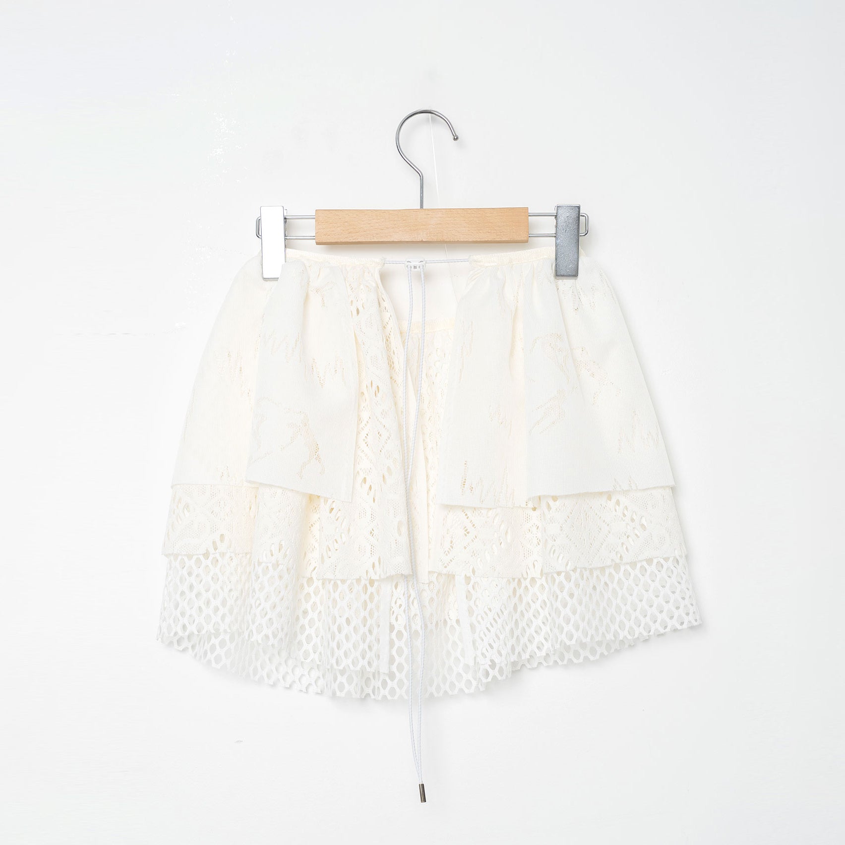 Frill Collar and Wrap Tutu Skirt | Color_White | No_BSD26SS-26_White【BEDSIDEDRAMA_ベッドサイドドラマ】【入荷予定アイテム・入荷連絡可能】