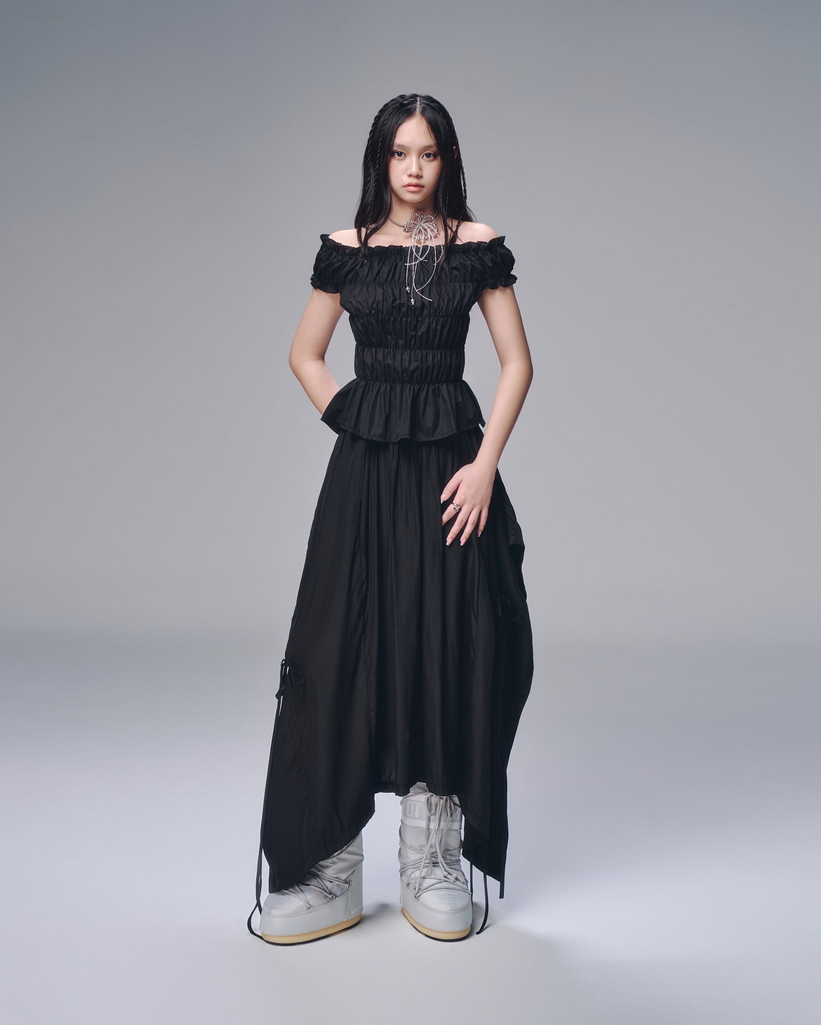 DAWSEY TOP (BLACK) | Bunny Hill Concept【ネコポス選択可能】