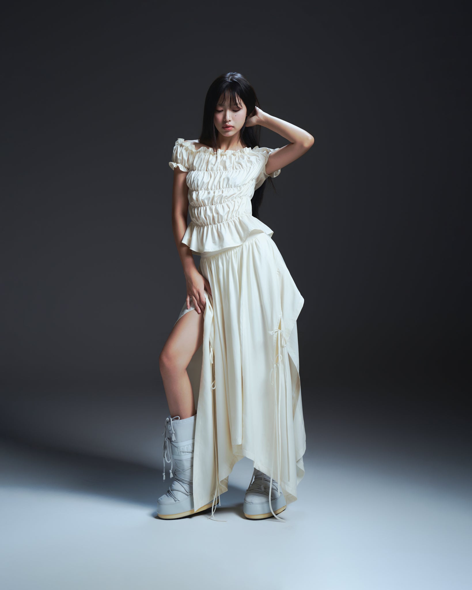 DAWSEY TOP (IVORY) | Bunny Hill Concept【ネコポス選択可能】