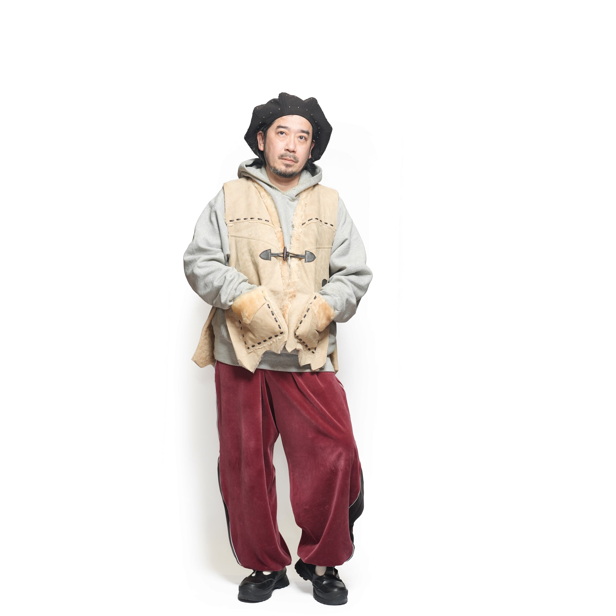 IGLOO MOUTON VEST | Color_A | Size_L | No_RV2601701【NASNGWAM_ナスングワム】
