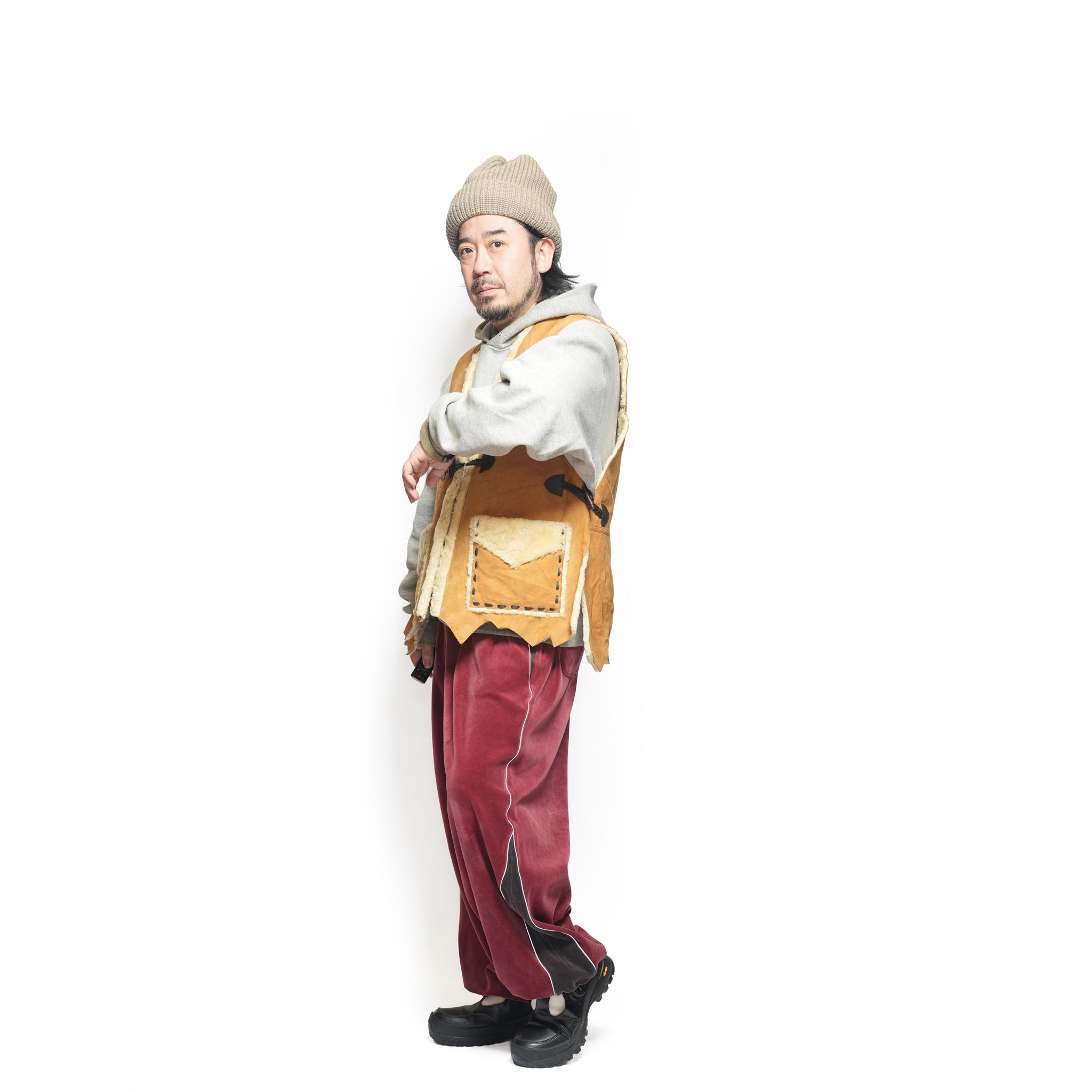 IGLOO MOUTON VEST | Color_C | Size_L | No_RV2601701【NASNGWAM_ナスングワム】