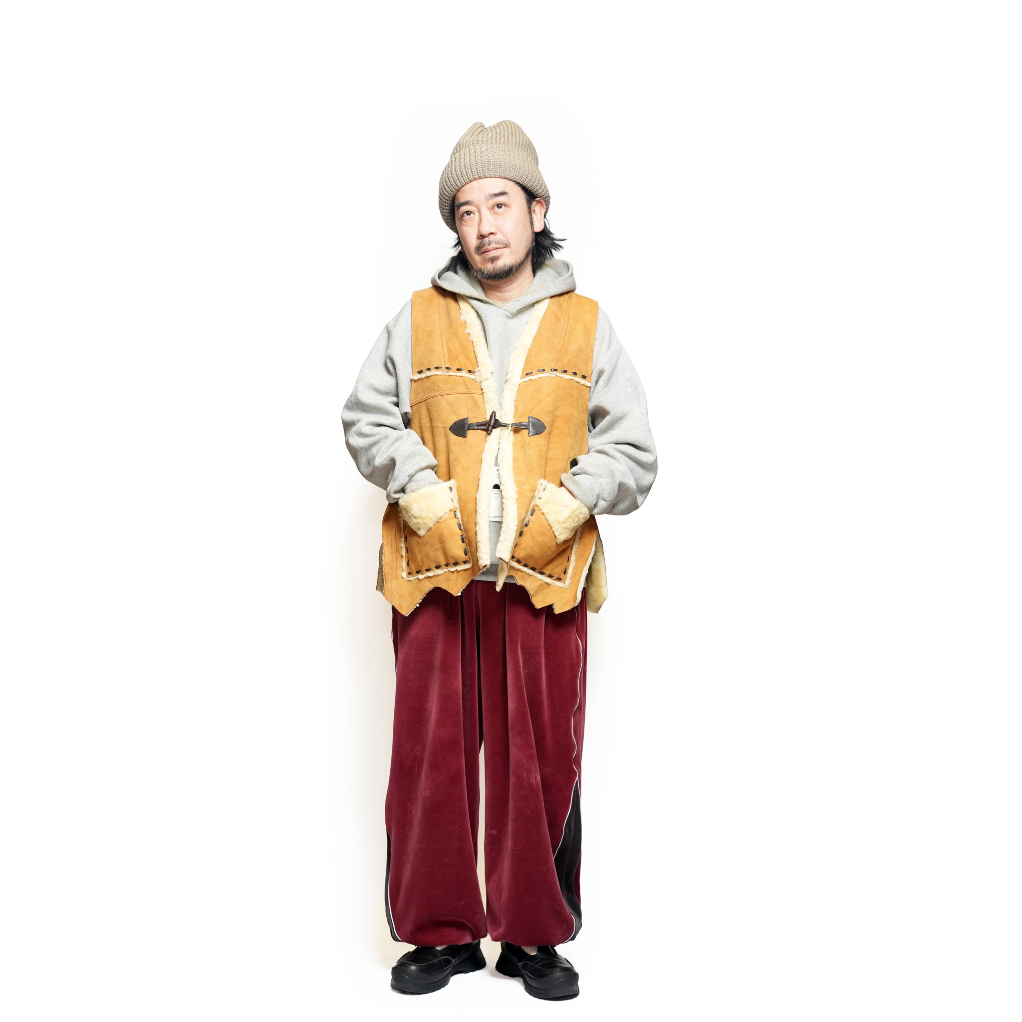 IGLOO MOUTON VEST | Color_C | Size_L | No_RV2601701【NASNGWAM_ナスングワム】