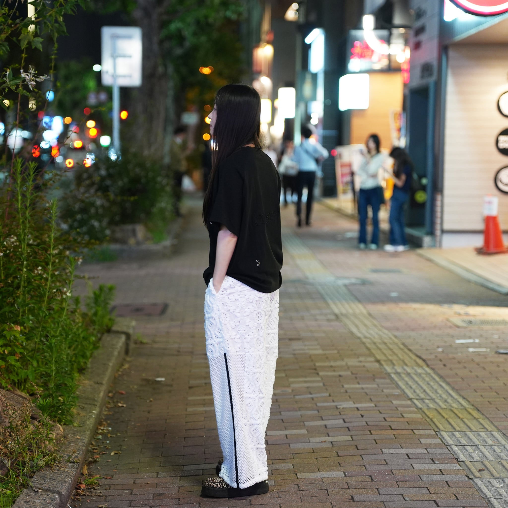 エンブロイダリーレースパッチパンツ – White | REHERSALL