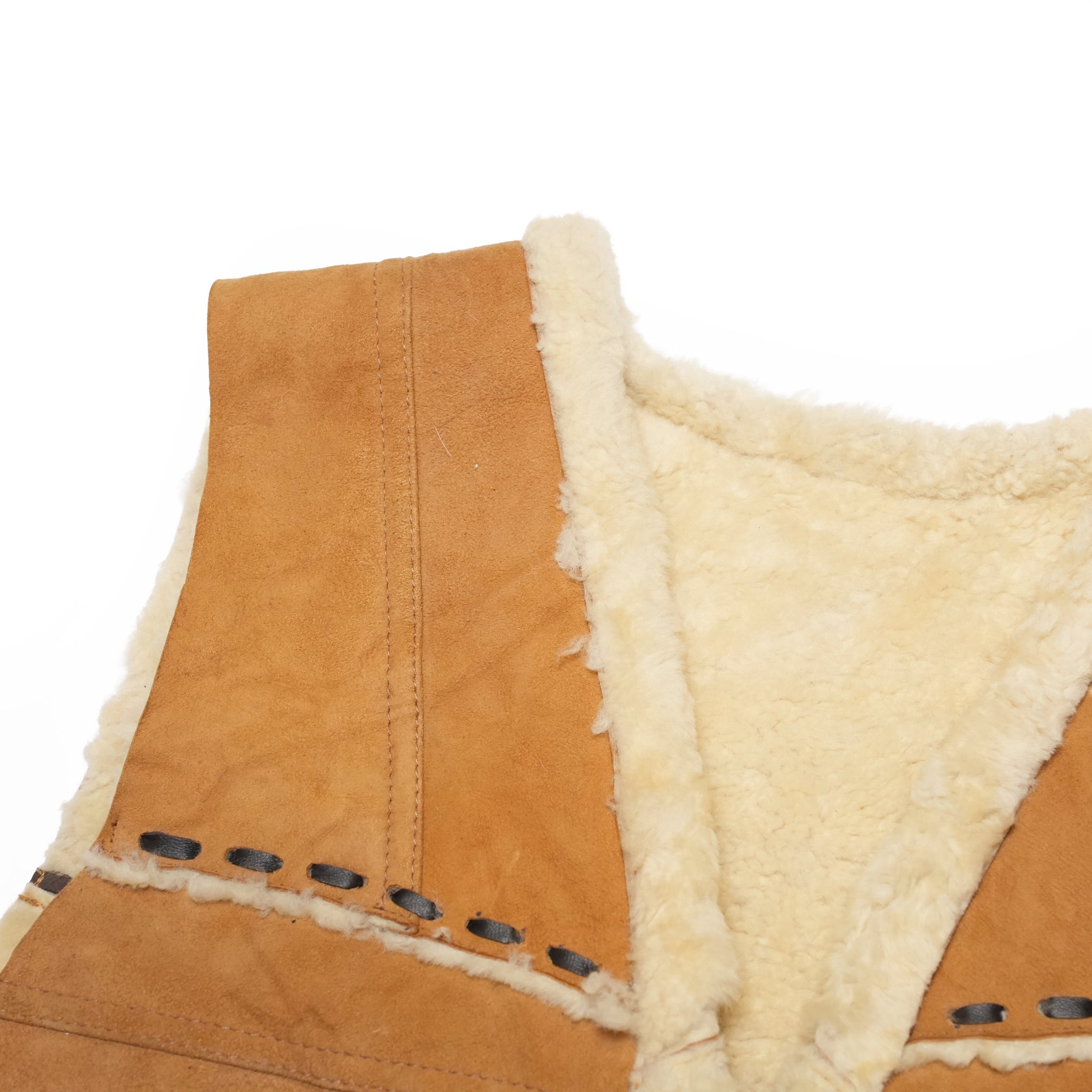 IGLOO MOUTON VEST | Color_C | Size_L | No_RV2601701【NASNGWAM_ナスングワム】