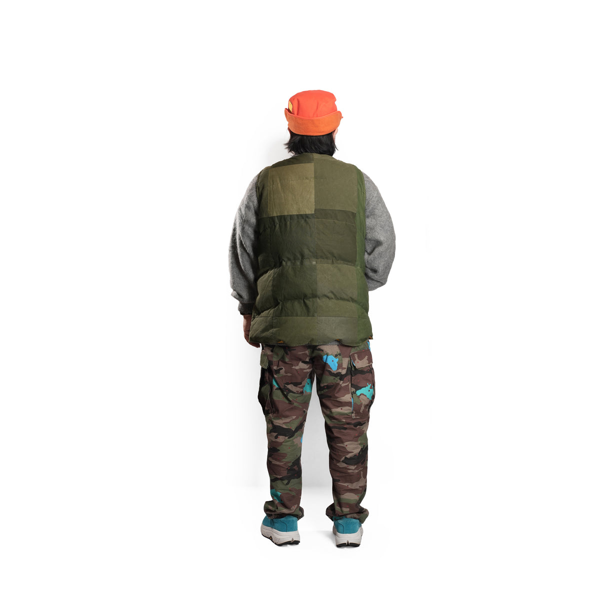 down pull over vest – Olive/Masterd | SLOW HANDS | 入荷予定アイテム