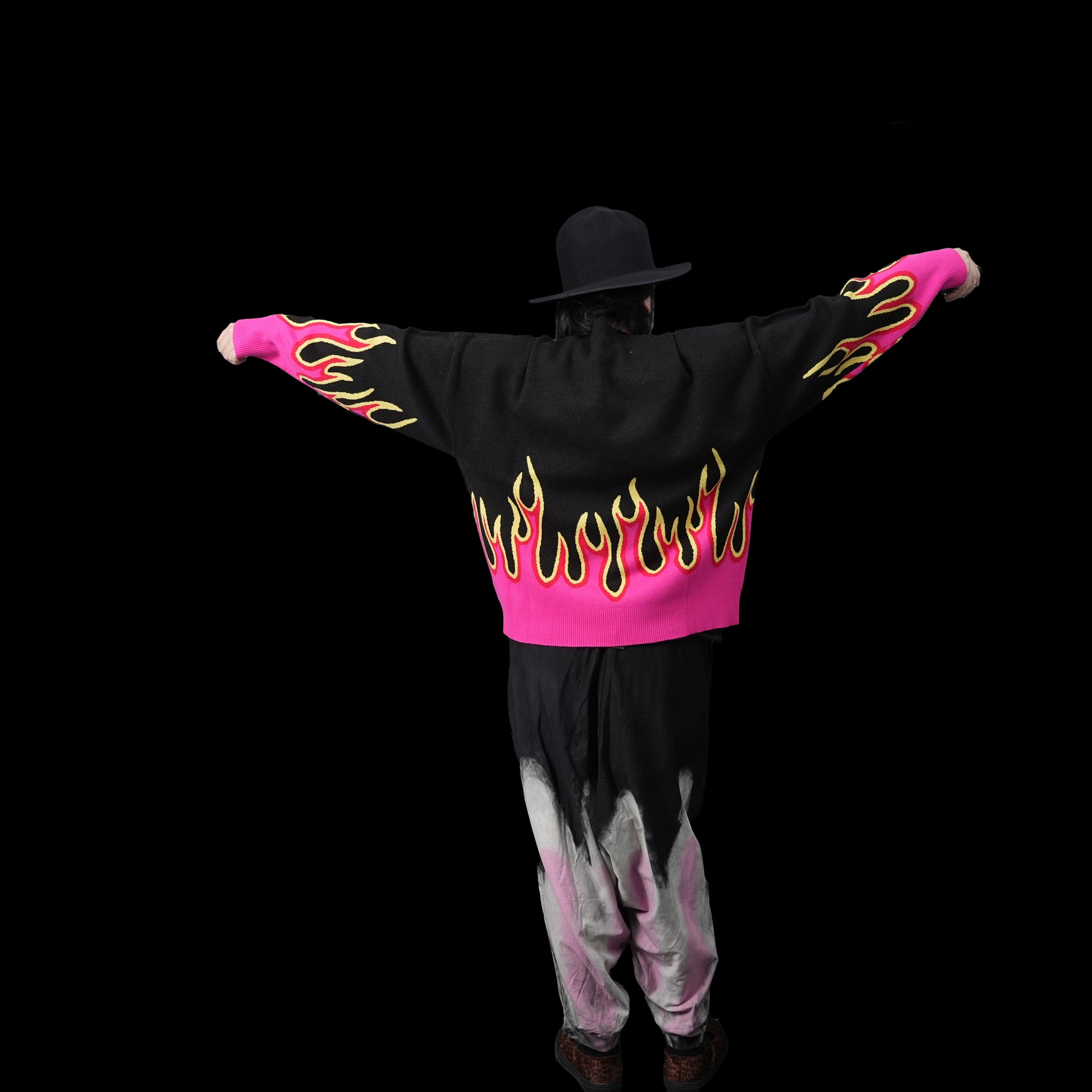ON FIRE INTARSIA SWEATER – BLACK | ONE TEASPOON