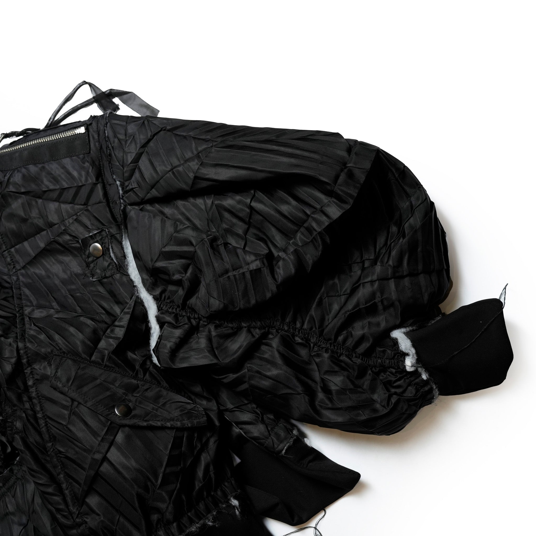 Seivson Deconstructed Hollow-Out Ruched Heavy-Processed MA-1 Bomber Jacket ㄧ Black | Size:Free【(A)CRYPSIS®】【archive】【SEIVSON_セイヴソン】【archive】