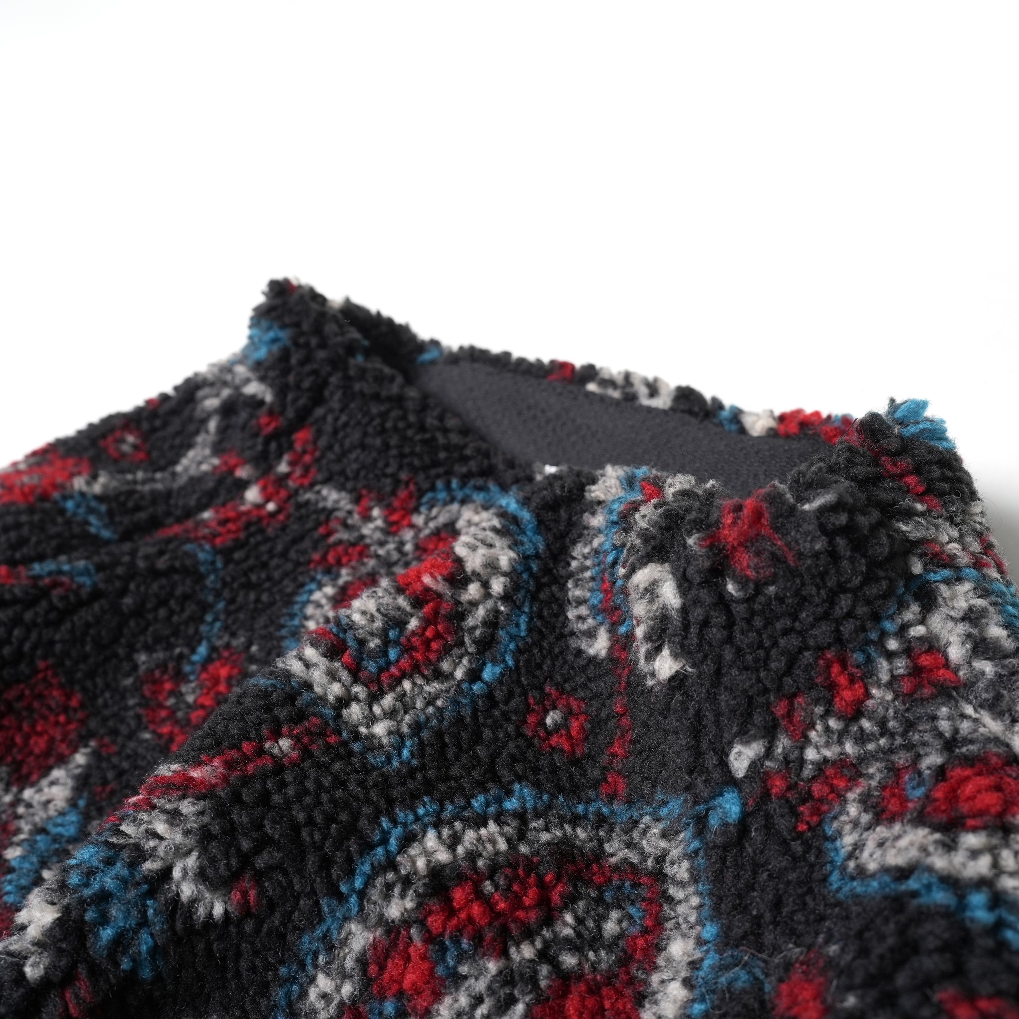 Courtyard Fleece Pullover – Flower | NEYVOR