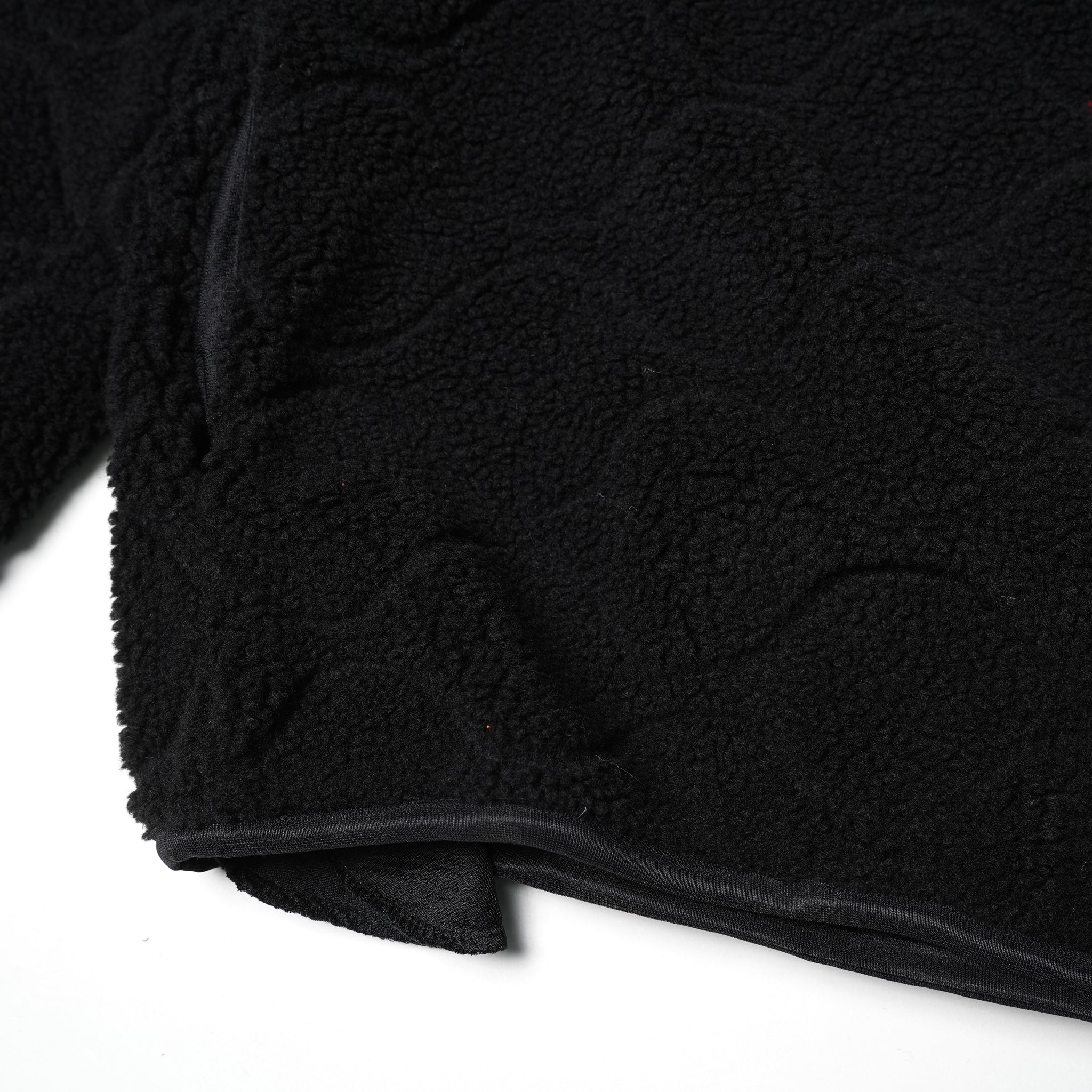 Courtyard Fleece Pullover – | NEYVOR