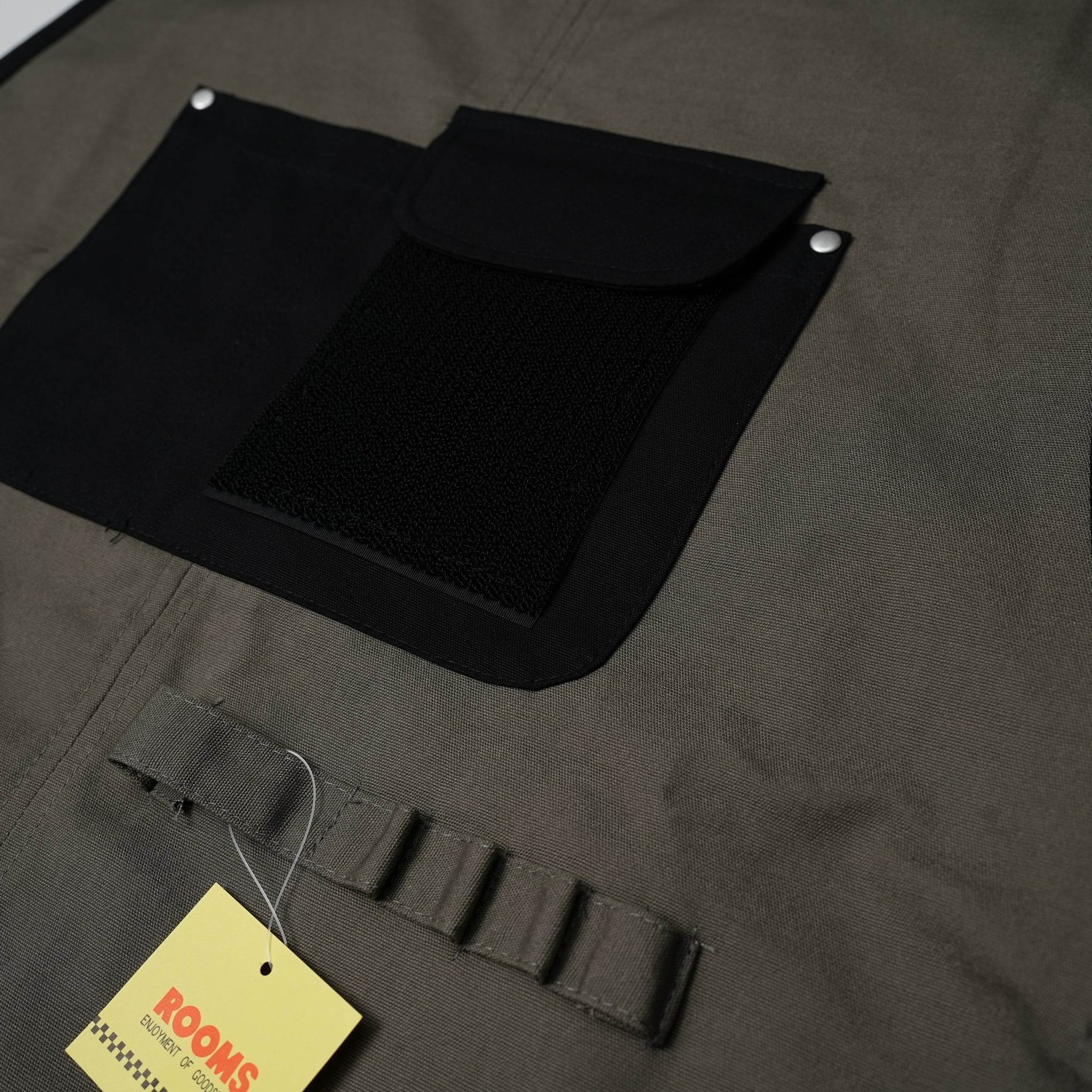 K-345_k | アウトドアエプロン | Color:Khaki/Black/Black【ROOMS_ルームス】