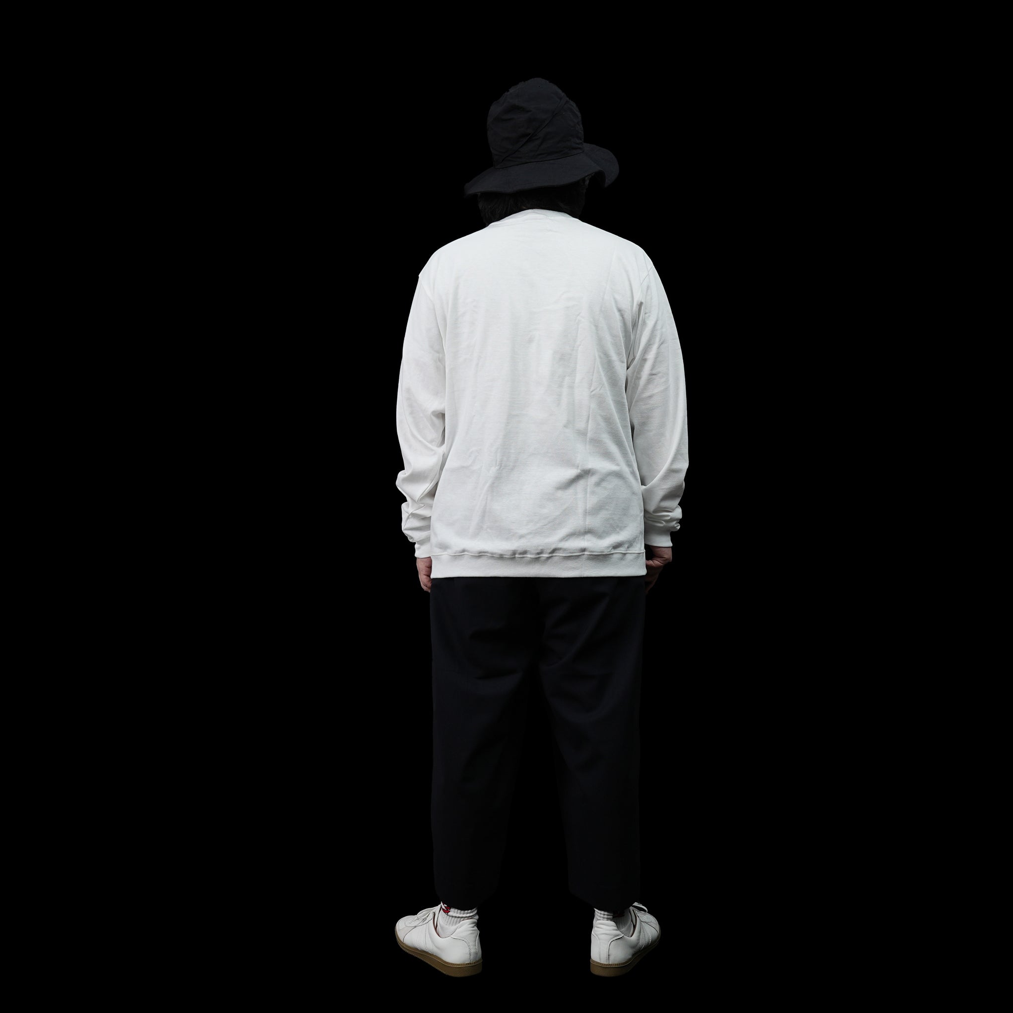 FIT-02 | WIDE CREW NECK L/S T-SHIRTS | Color:White/Black【FIT_フィット】