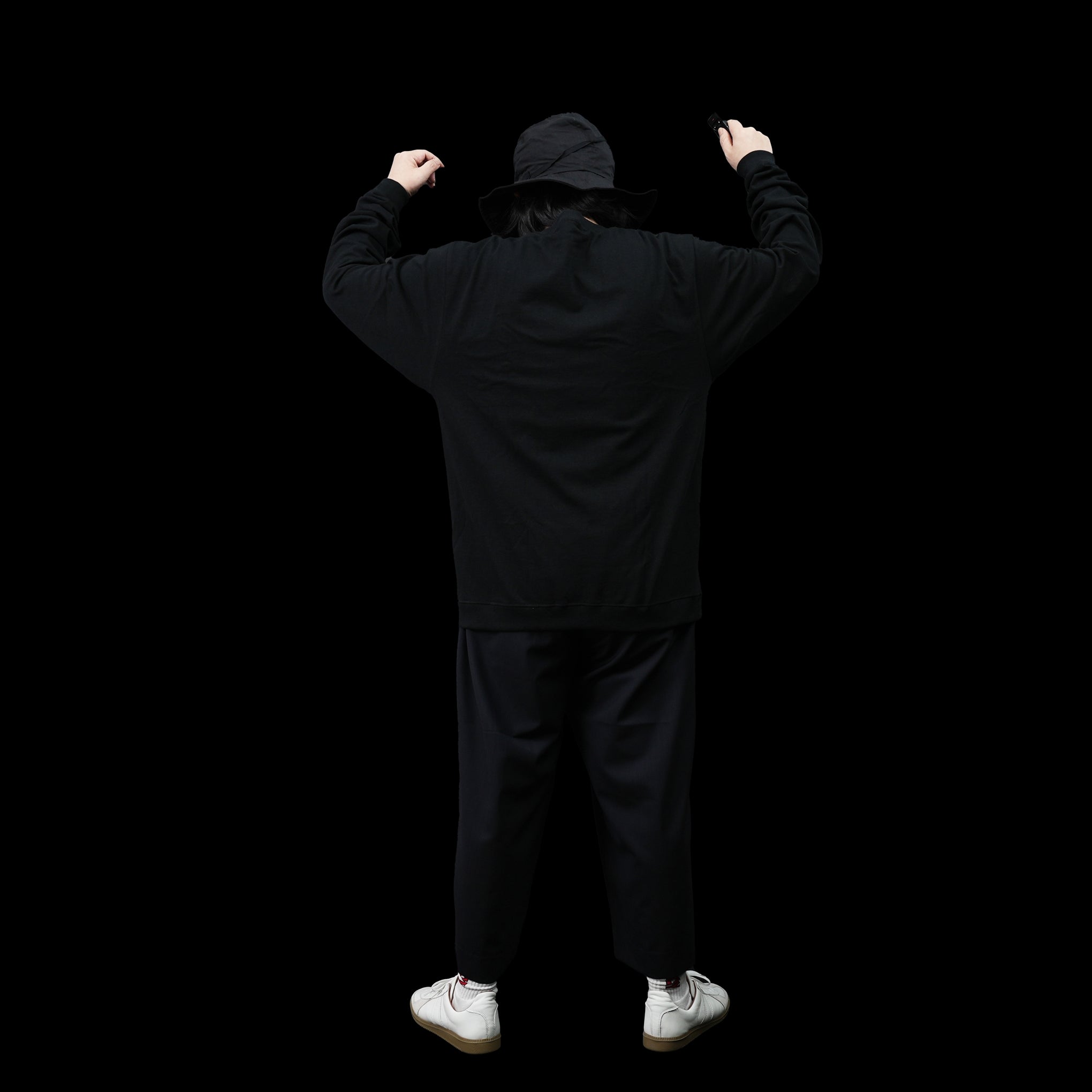 FIT-02 | WIDE CREW NECK L/S T-SHIRTS | Color:White/Black【FIT_フィット】
