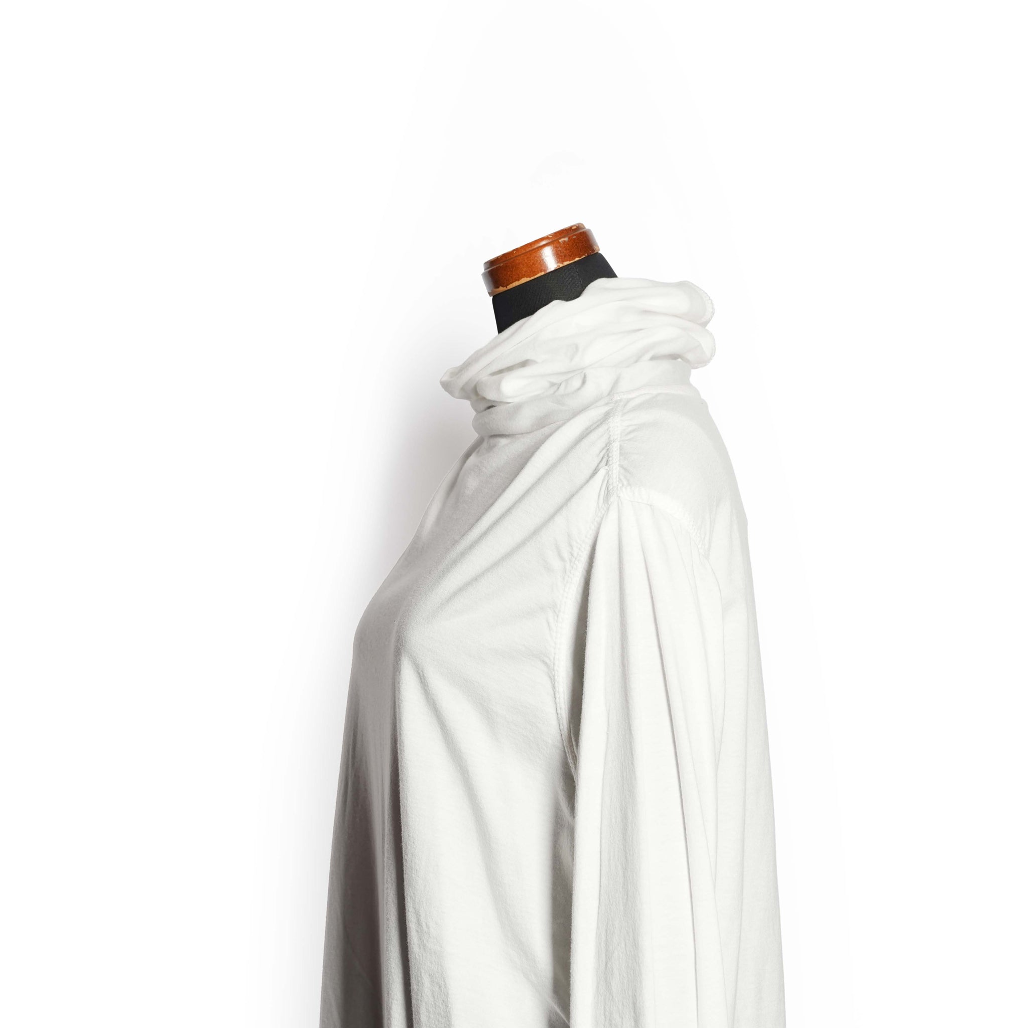 SUPER LONG SLV. MILITARY TURTLE | Color_White/Black | No_252-401_white【CaRouseLamBRa_ケラウズランブラ】