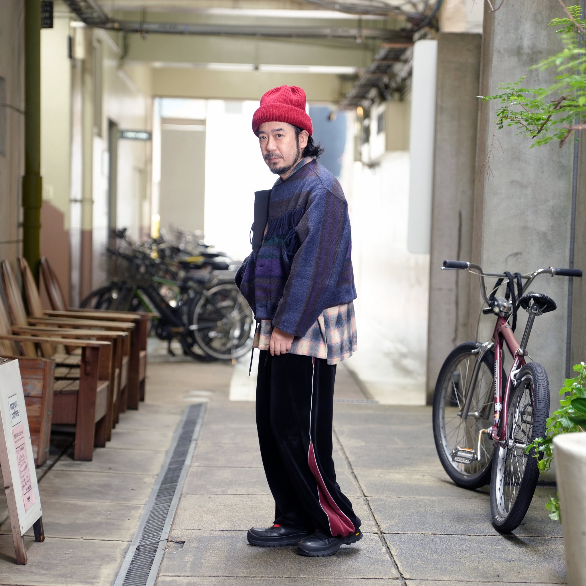 VELOUR TRACK EZ – Black | VOO