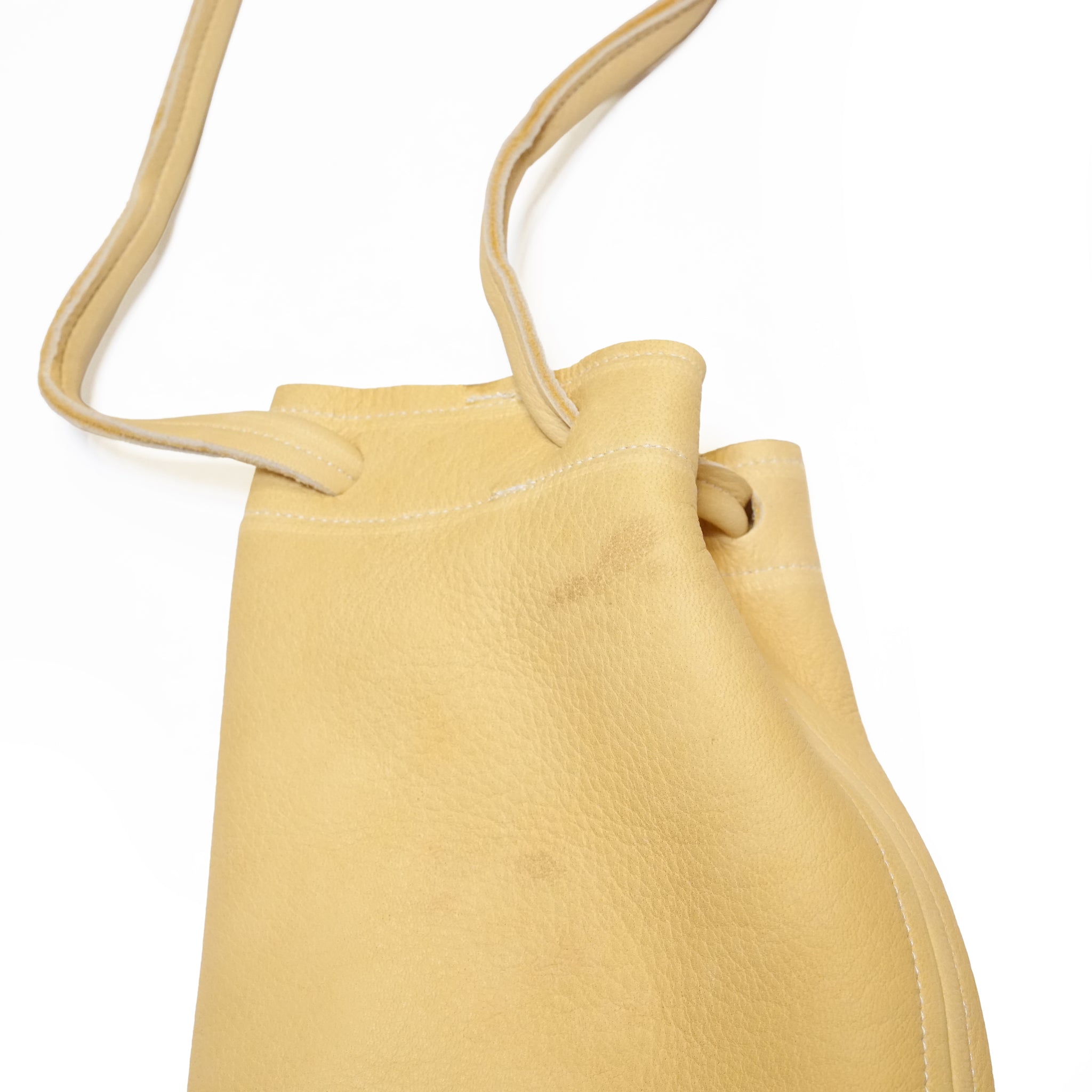 DEARSKIN WHISKY BAG – Camel / Black | NASNGWAM