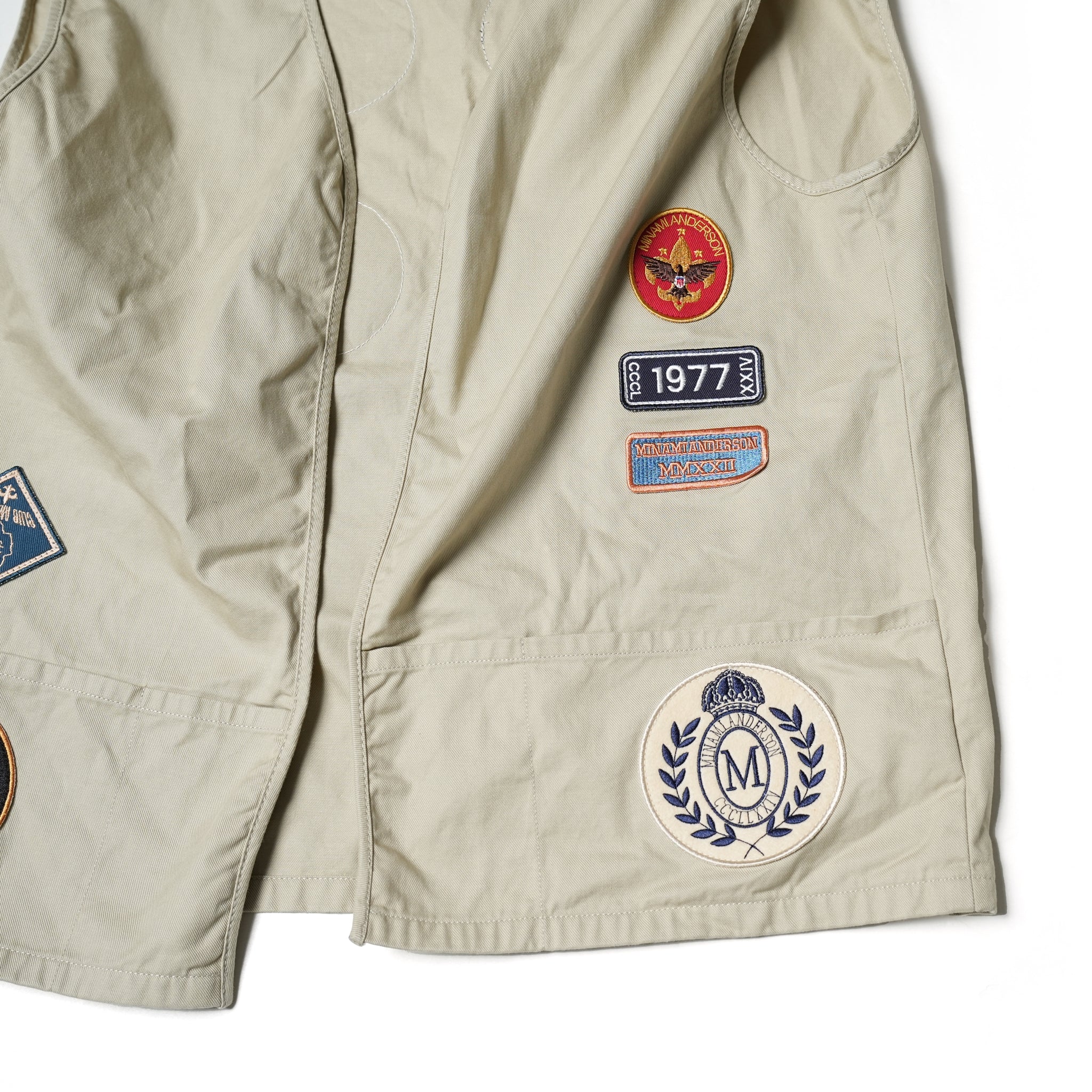 23#01373-7010 | BOYSCOUT VEST-PATCHES | Color:ベージュ【MINAMI ANDERSON_ミナミアンダーソン】