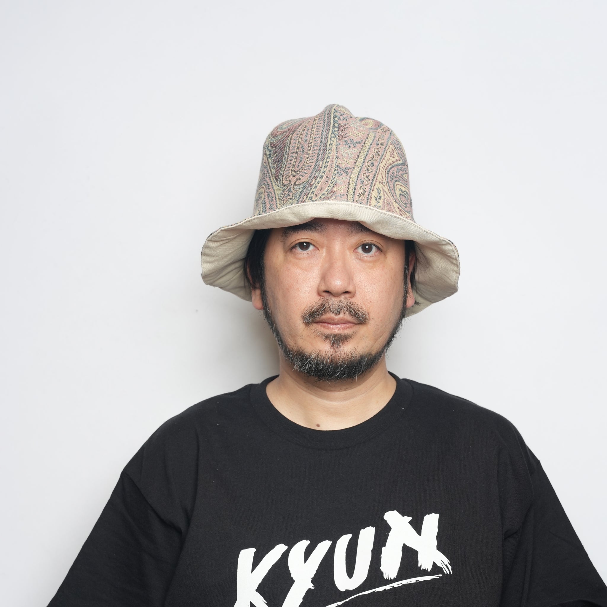 Hat – Betro Paisley Pink | MONITALY