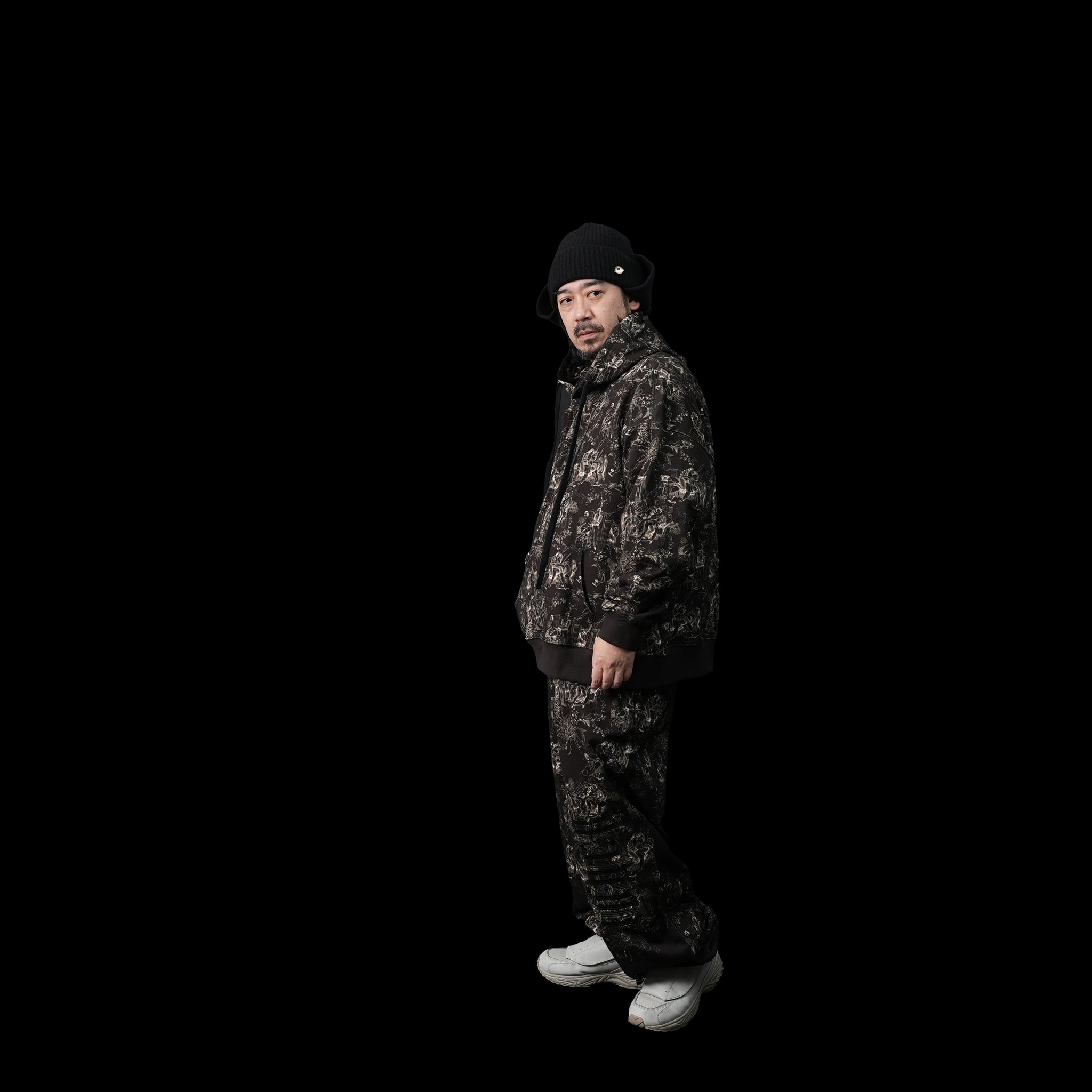 High-Poundage LOVER Vintage Ladies Figure Overlay Embroidered Hooded Top - Gum Roll Black | Color:Black | Size:S/M【(A)CRYPSIS®】【SEIVSON_セイヴソン】【archive】