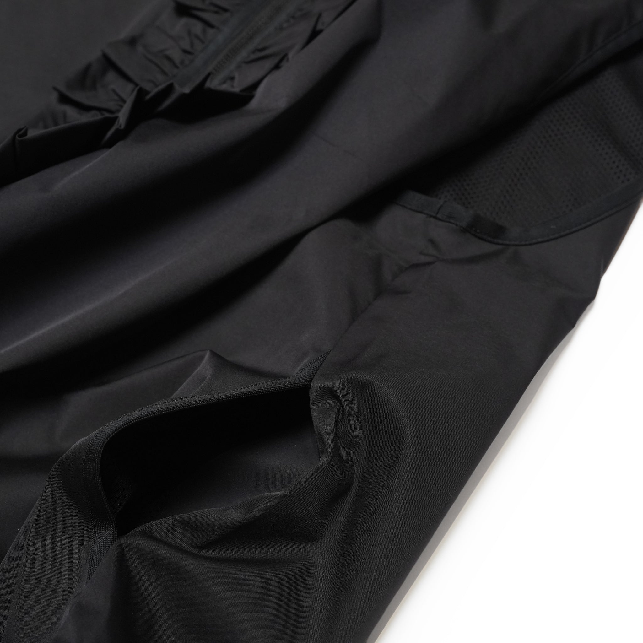 Frill Vest – Black | NICK GEAR