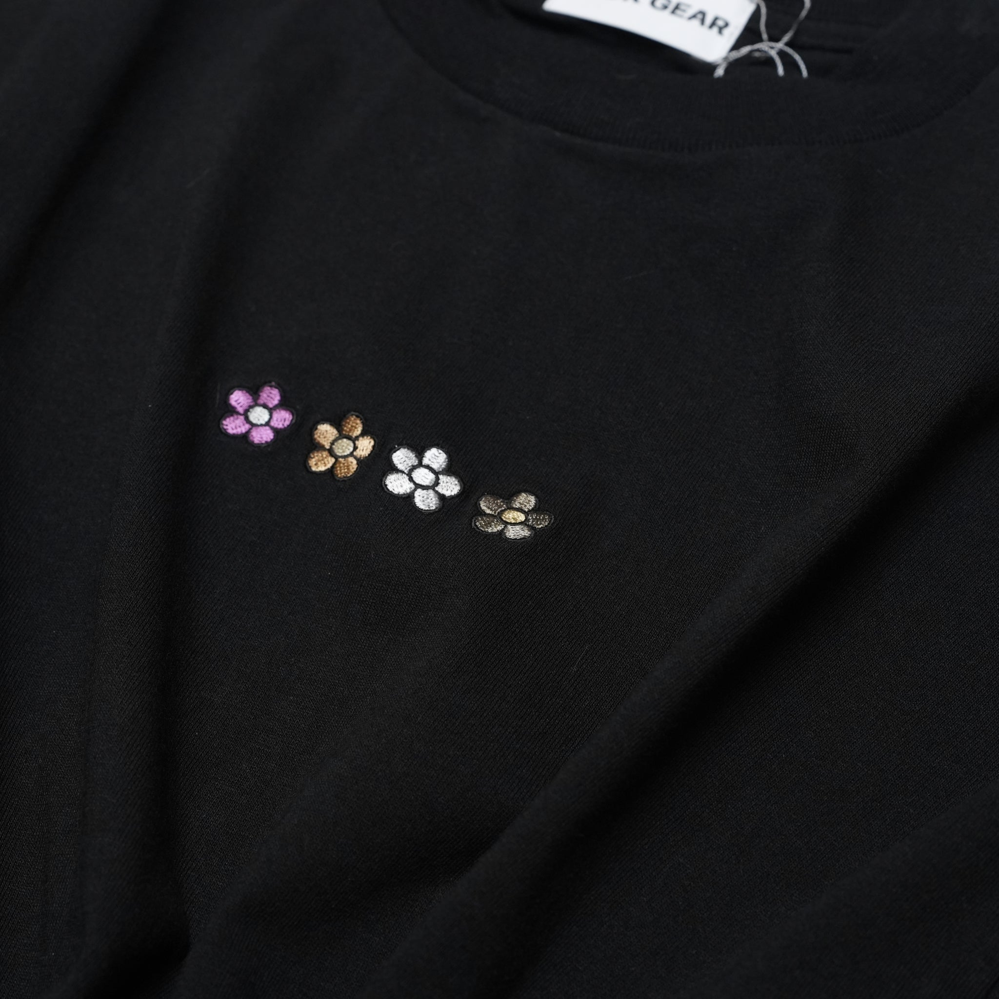 Alignment Flower T-Shirt – Black | NICK GEAR