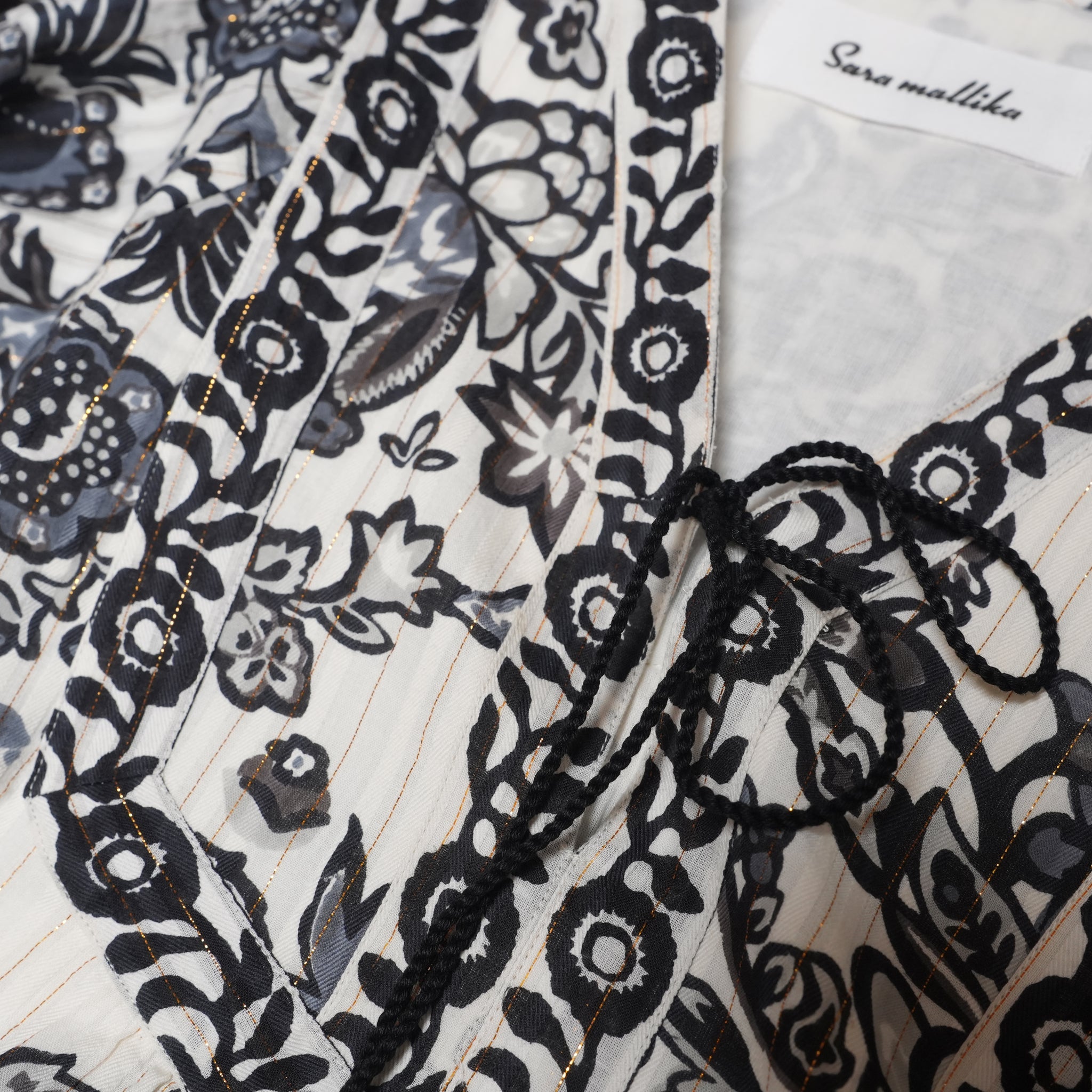 Paisley Flower Print Dress | Color_Black | No_020461SB1_Black【SARA MALLIKA_サラマリカ】