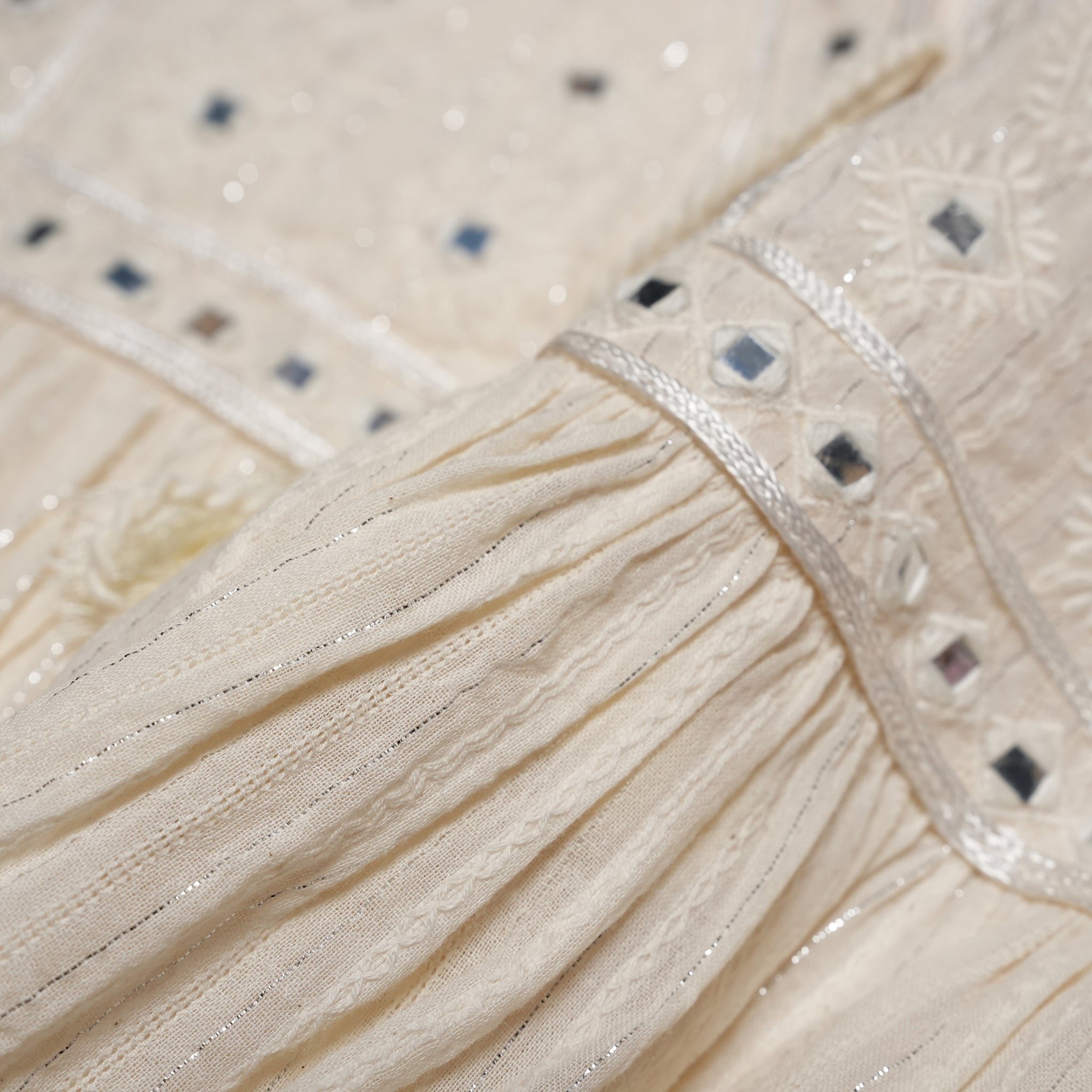 Cotton Jacquard Mirror Embroidery Top | Color_Ecru | No_020261ST2 _Ecru【SARA MALLIKA_サラマリカ】