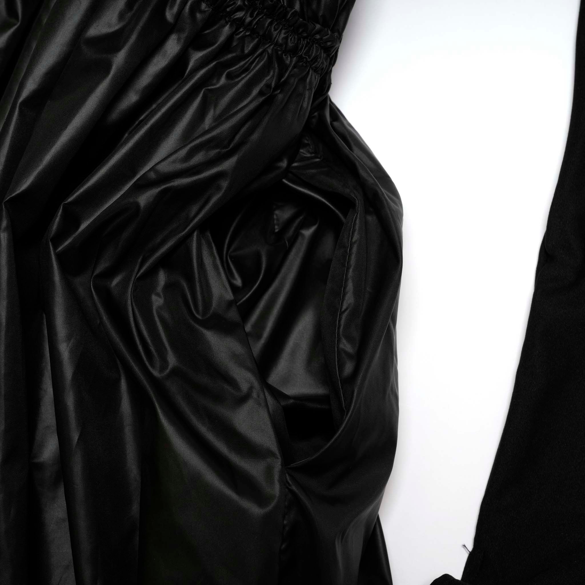 Balloon Hybrid Dress – Black | AMBERGLEAM
