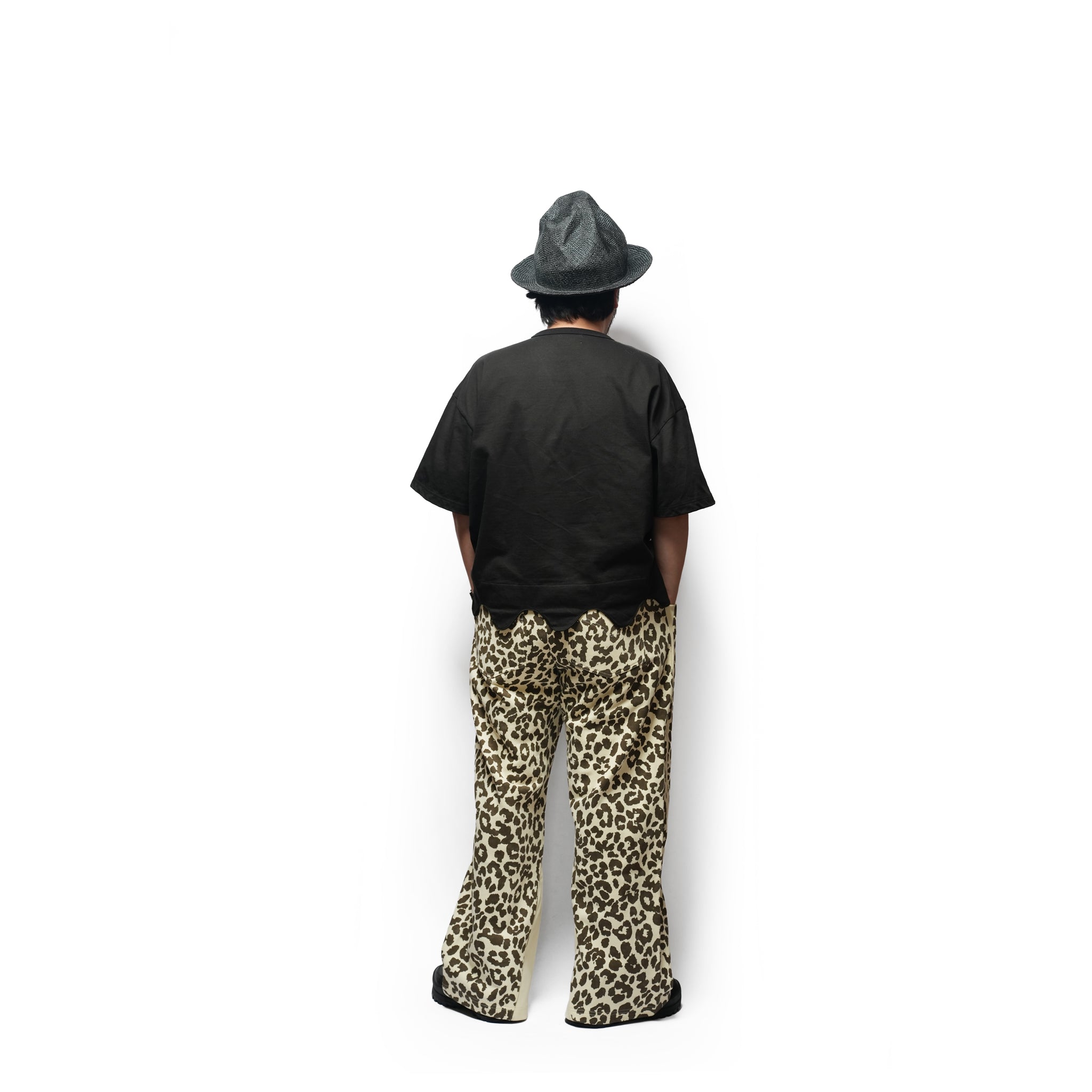Star sweat pants – Leopard | PLATEAU STUDIO