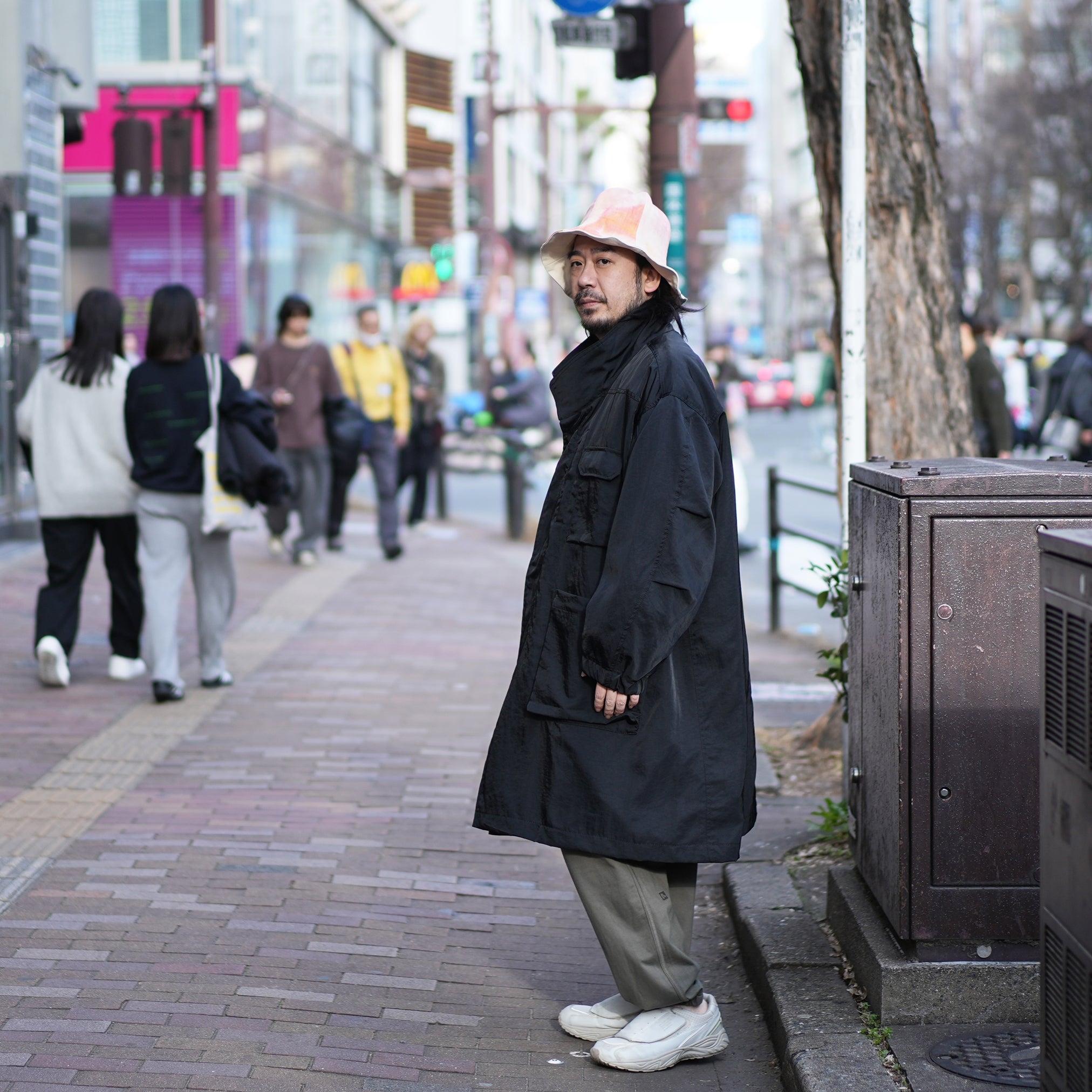 Traveling Nylon Coat – Black | VARDE77