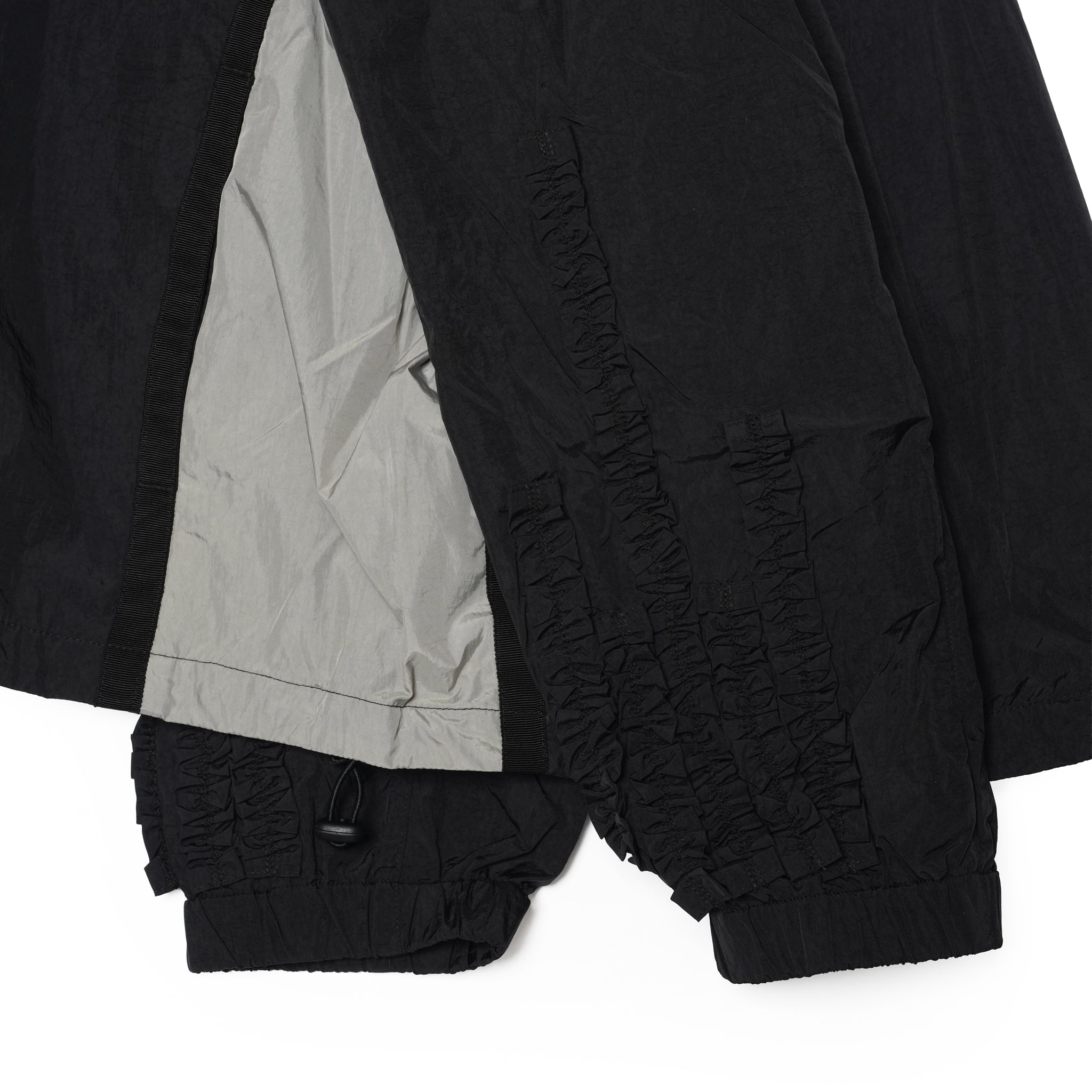 Nylon Ruffle Jacket – Black | NICK GEAR | 入荷予定アイテム