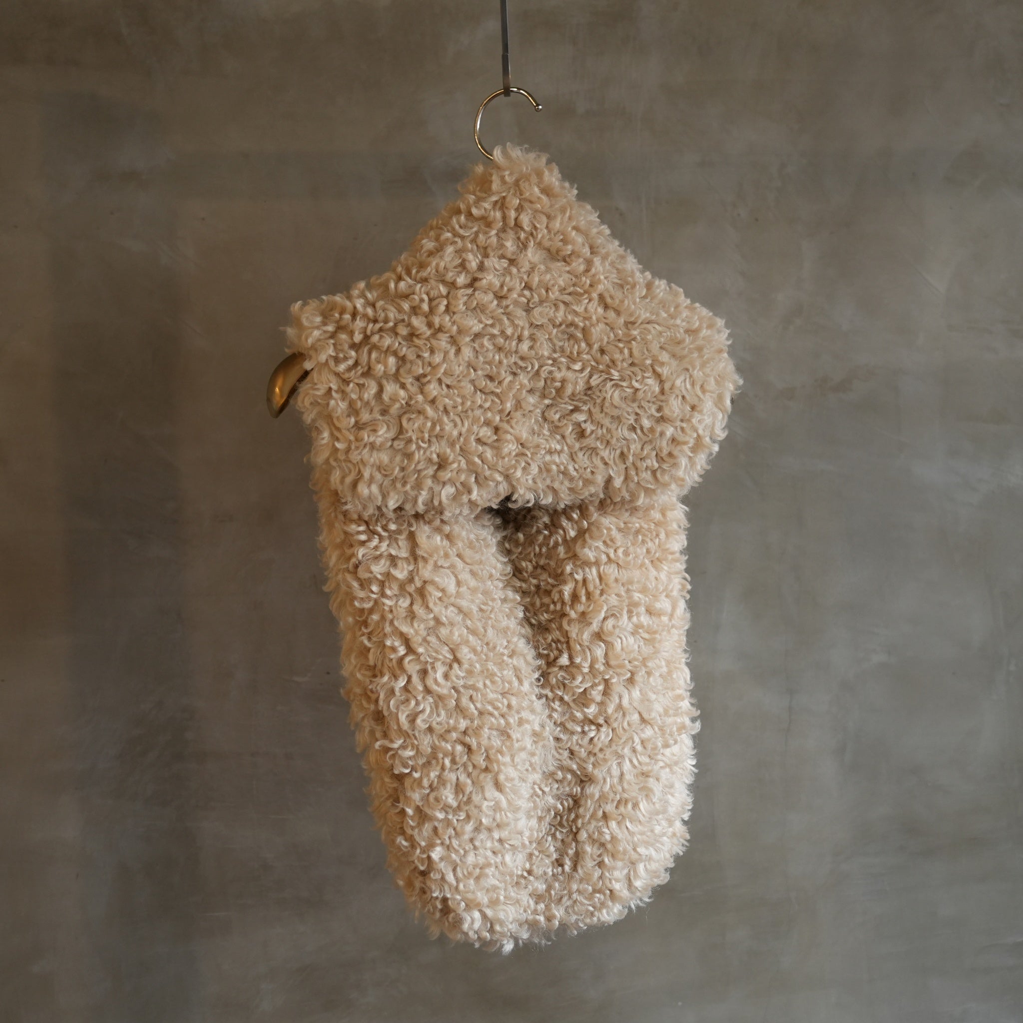 MW5WMF01X_BEIGE | FLO | Color:Beige【MOLLIOLLI_モリオリ】