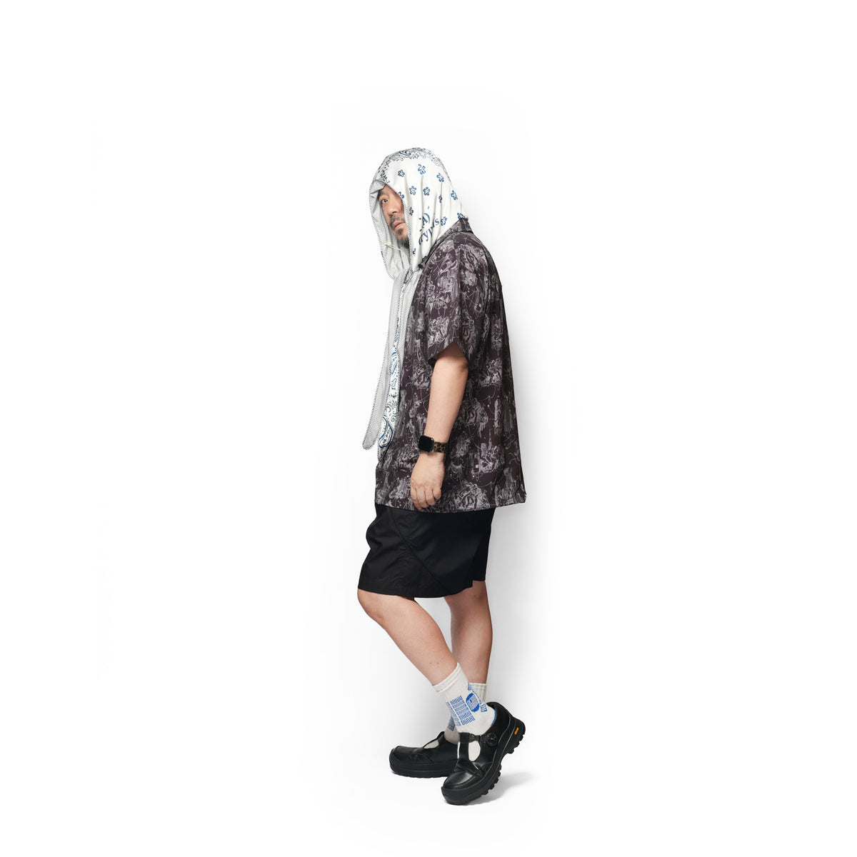 (A)crypsis® Amoeba Paisley Hooded Scarf - White